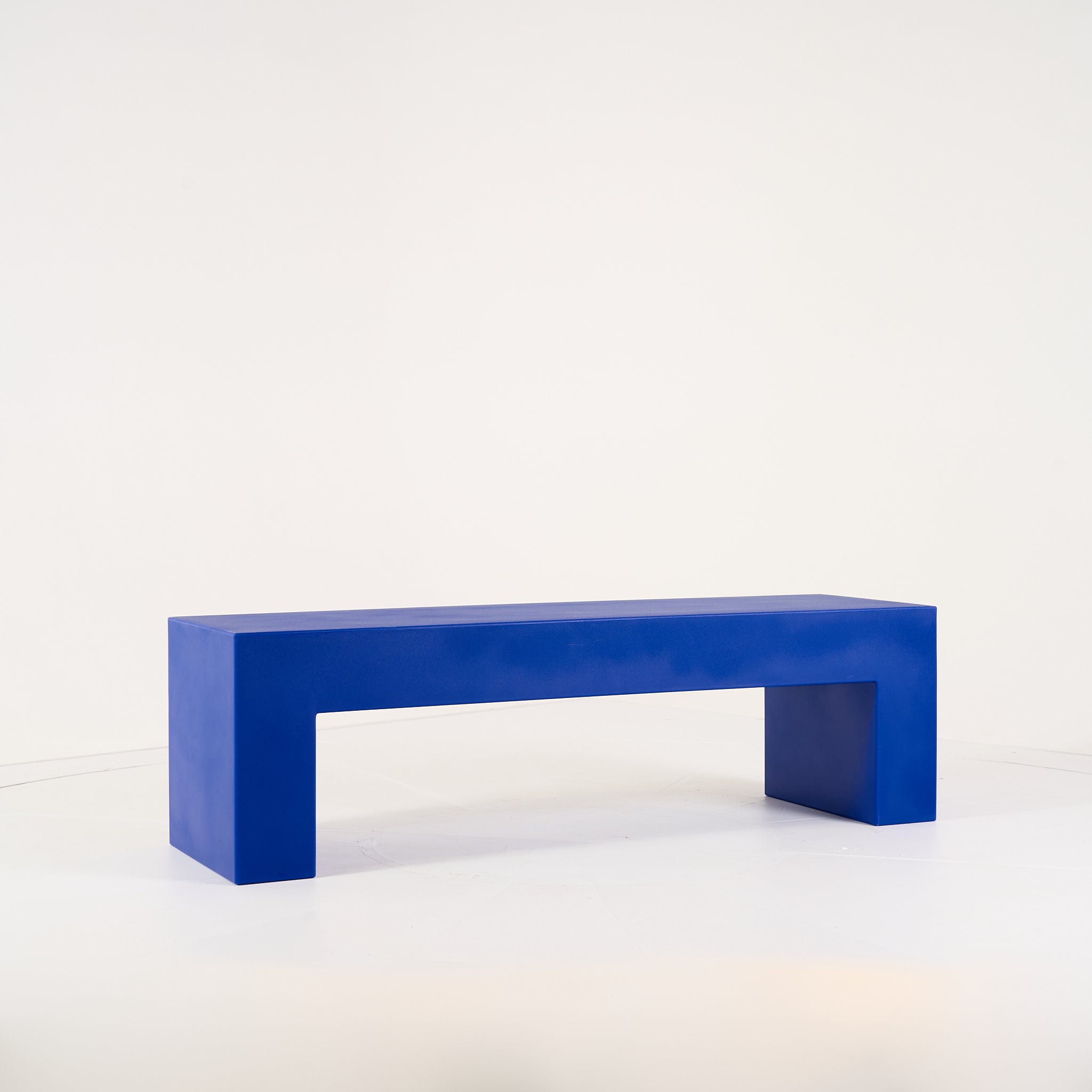 Vignelli Bench by Heller in Medium / Blue | Gently Used – Good | Shop Now | MO-HLR-1034_10-1359-Hero Image-3