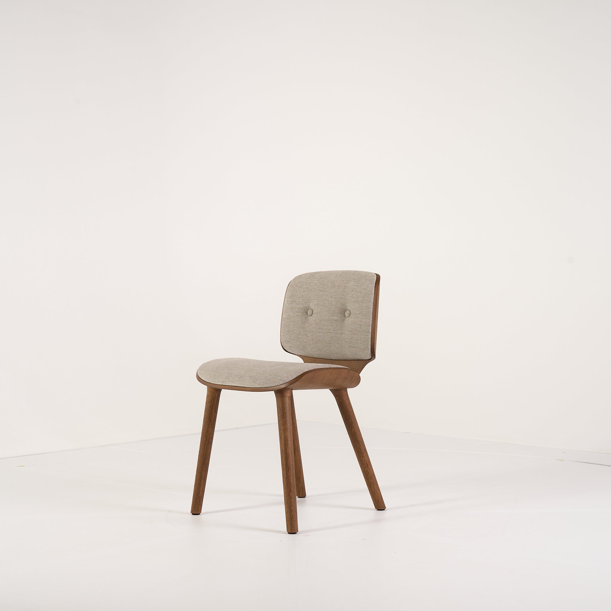 Nut Dining Chair by Moooi in Justo / Muse / Cinnamon | Open Box – Excellent | Shop Now | MO-MOO-8718282746166-151-Hero Image-4