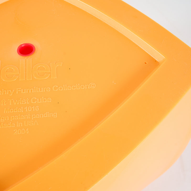 Gehry Left Twist Cube-Detail Image-2