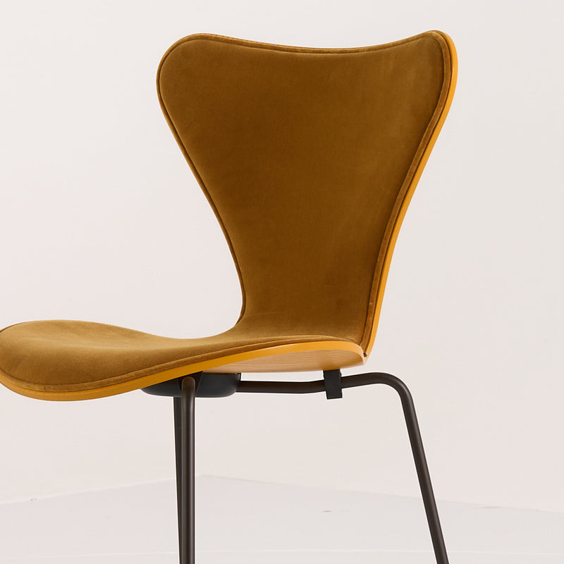 Series 7 Chair -Detail Image-3