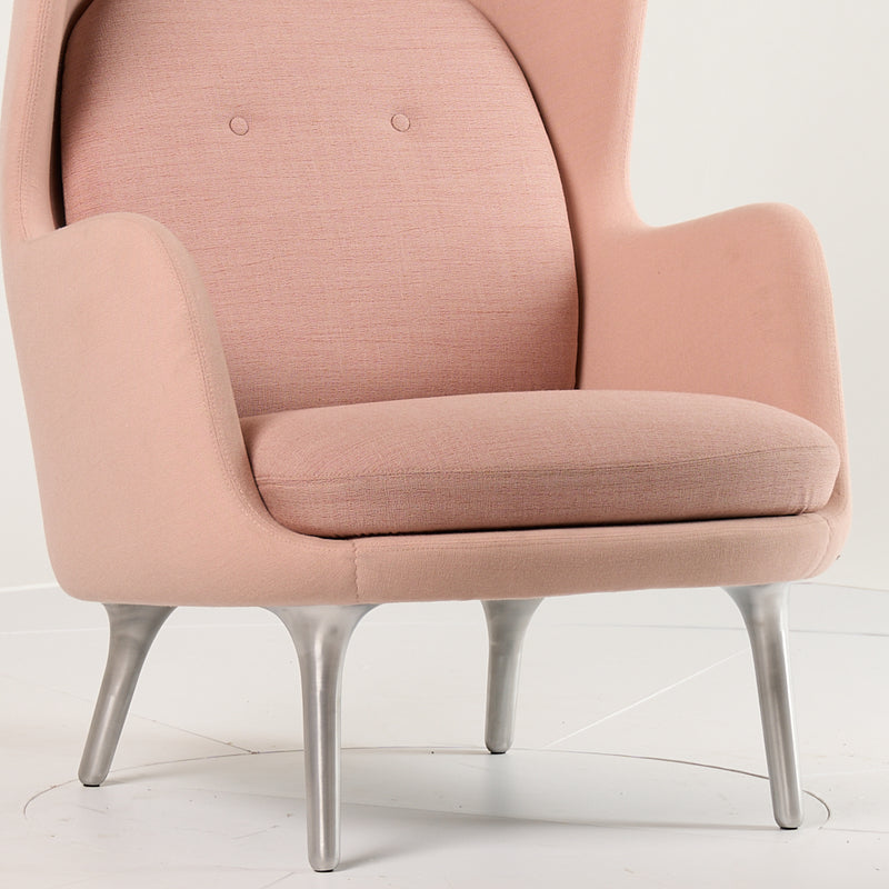 Ro Chair-Detail Image-1
