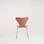 Series 7 Chair by Fritz Hansen in Wild Rose Lacquer / Warm Graphite | Open Box – Excellent | Shop Now | MO-FHA-3107-63-Hero Image-4