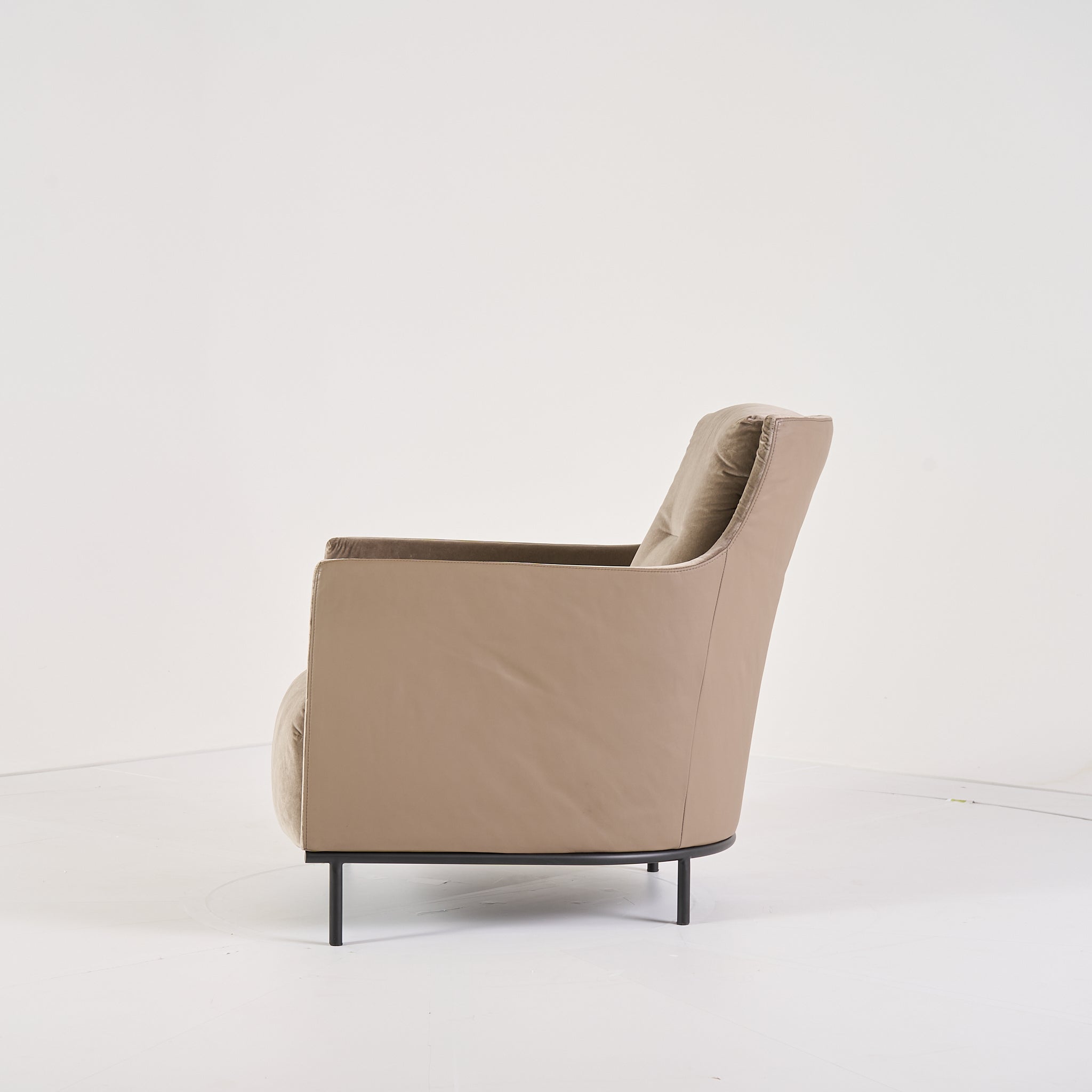 Riga Armchair by Ligne Roset in Low Back - Diva / Harald - Platine / Canard | Gently Used – Good | Shop Now | MO-LIR-13501260_13506250-1210-Hero Image-1