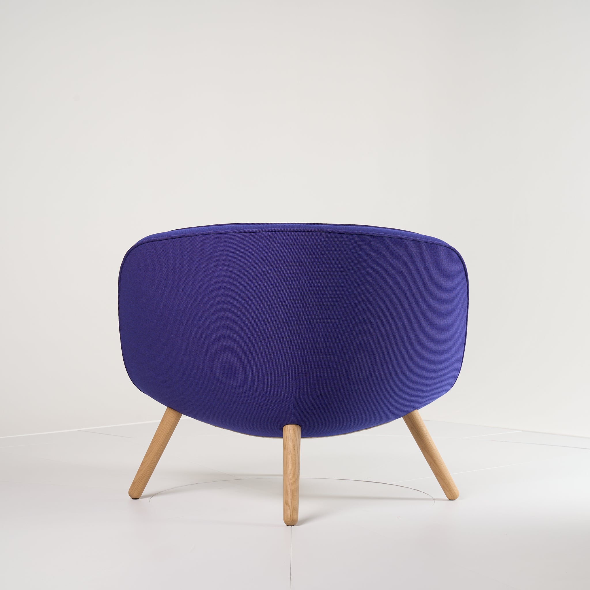 Via57  by Fritz Hansen in Steelcut Trio 675 / Oak | Floor Sample – Very Good | Shop Now | MO-FHA-BI01-34-Hero Image-2