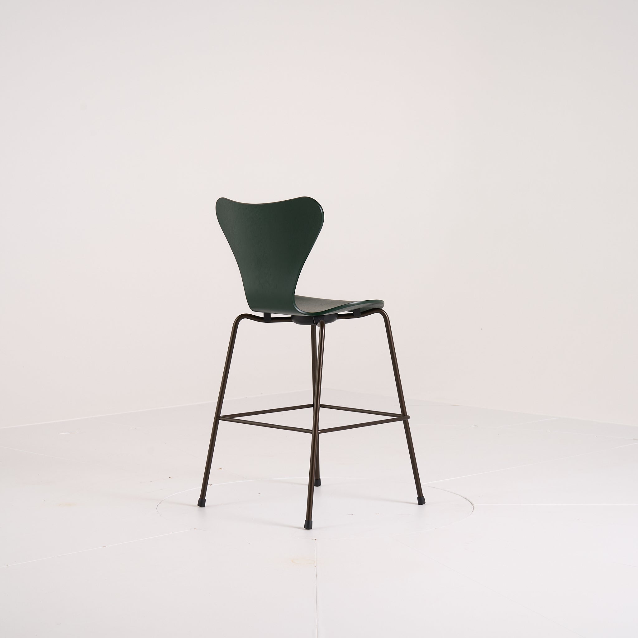 Series 7 Junior Chair by Fritz Hansen in Evergreen Ash / Brown Bronze | Floor Sample – Very Good | Shop Now | MO-FHA-840239-56-Hero Image-2