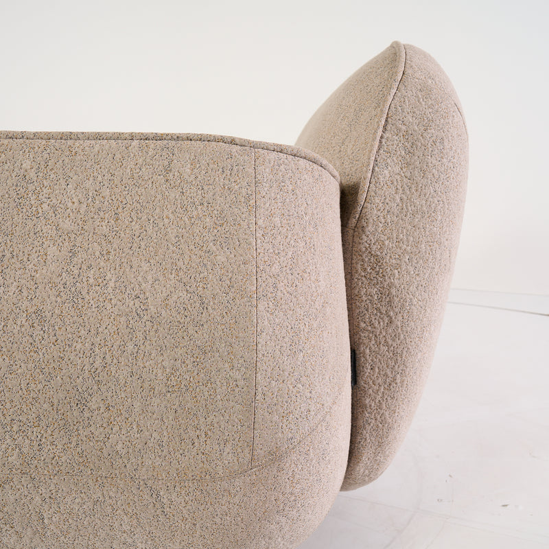 Big George Armchair-Detail Image-5