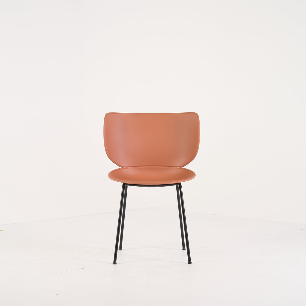 Hana Chair Un-Upholstered by Moooi in Terracotta Non-Stackable Black | Gently Used – Good | Shop Now | MO-MOO-8718282386935-1430-Hero Image-1