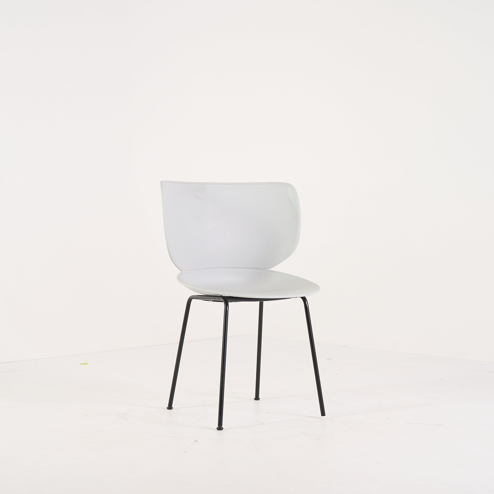 Hana Chair Un-Upholstered  by Moooi in Concrete Grey / Non-Stackable Black Legs | Project Piece – As-Is | Shop Now | MO-MOO-8718282380315-1444-Hero Image-2