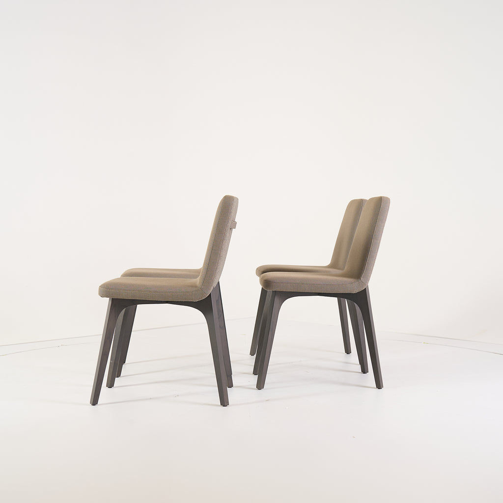 Vik Chair Dining Chair (Set of 4) by Ligne Roset in Steelcut Trio / Divina - Orage / Grege | Gently Used – Good | Shop Now | MO-LIR-10261231-1214-Hero Image-6