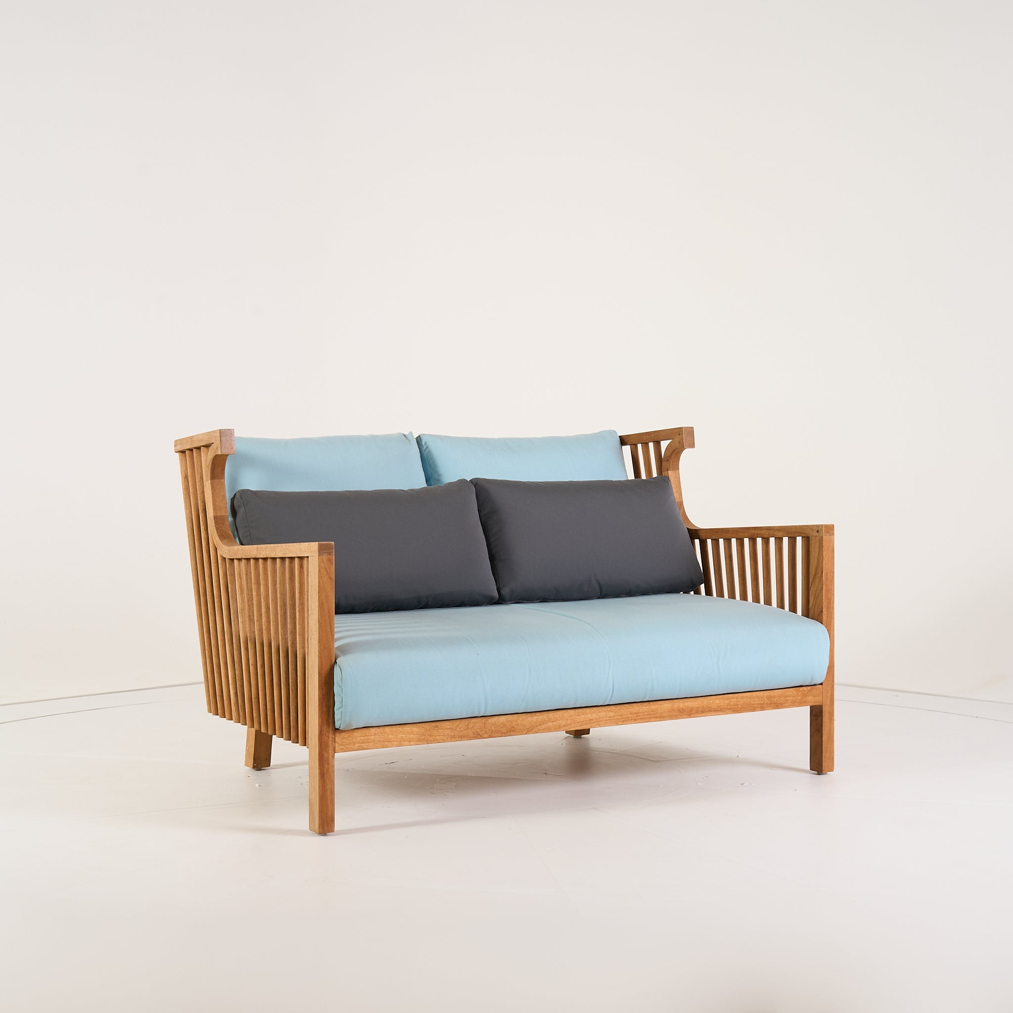 Elizabeth Sofa by Ligne Roset in Élysée Custom Upholstery | Well Loved – Fair | Shop Now | MO-LIR-332371-1417-Hero Image-2