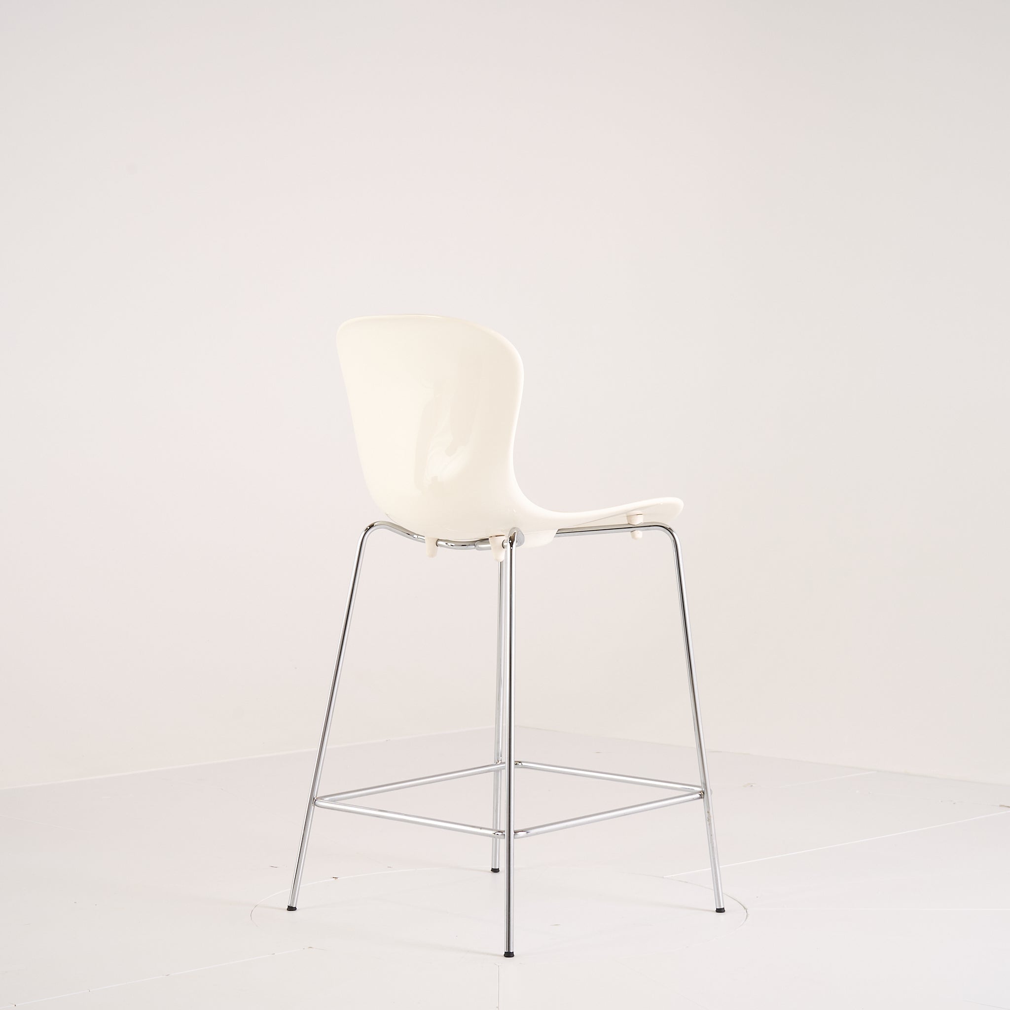 Nap Counter Stool by Fritz Hansen in Milk White / Chrome | Gently Used – Good | Shop Now | MO-FHA-KS58-75-Hero Image-6