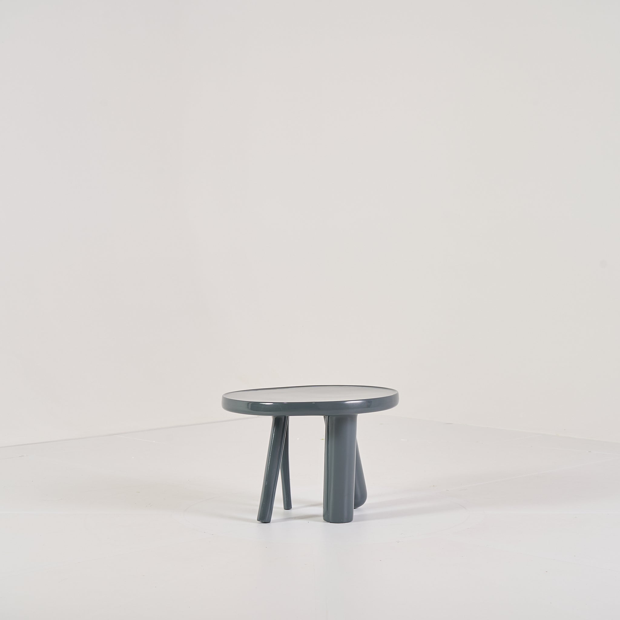 Elements 002 by Moooi in RAL 7011 Iron Grey | Gently Used – Good | Shop Now | MO-MOO-8718282338491-132-Hero Image-3