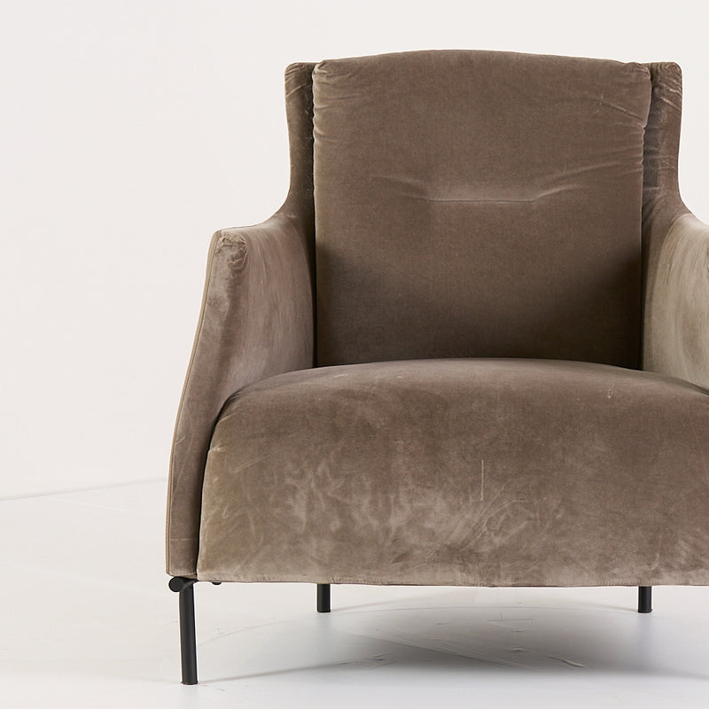 Riga Armchair-Detail Image-2