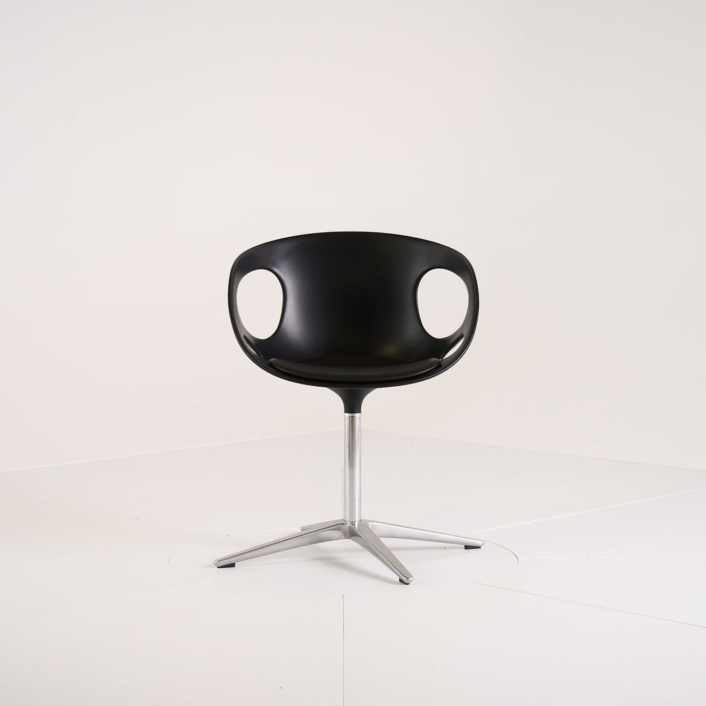 Rin by Fritz Hansen in Black Leather / Fixed Seat / 4-Star Stainless Base | Gently Used – Good | Shop Now | MO-FHA-HK10-70-Hero Image-5