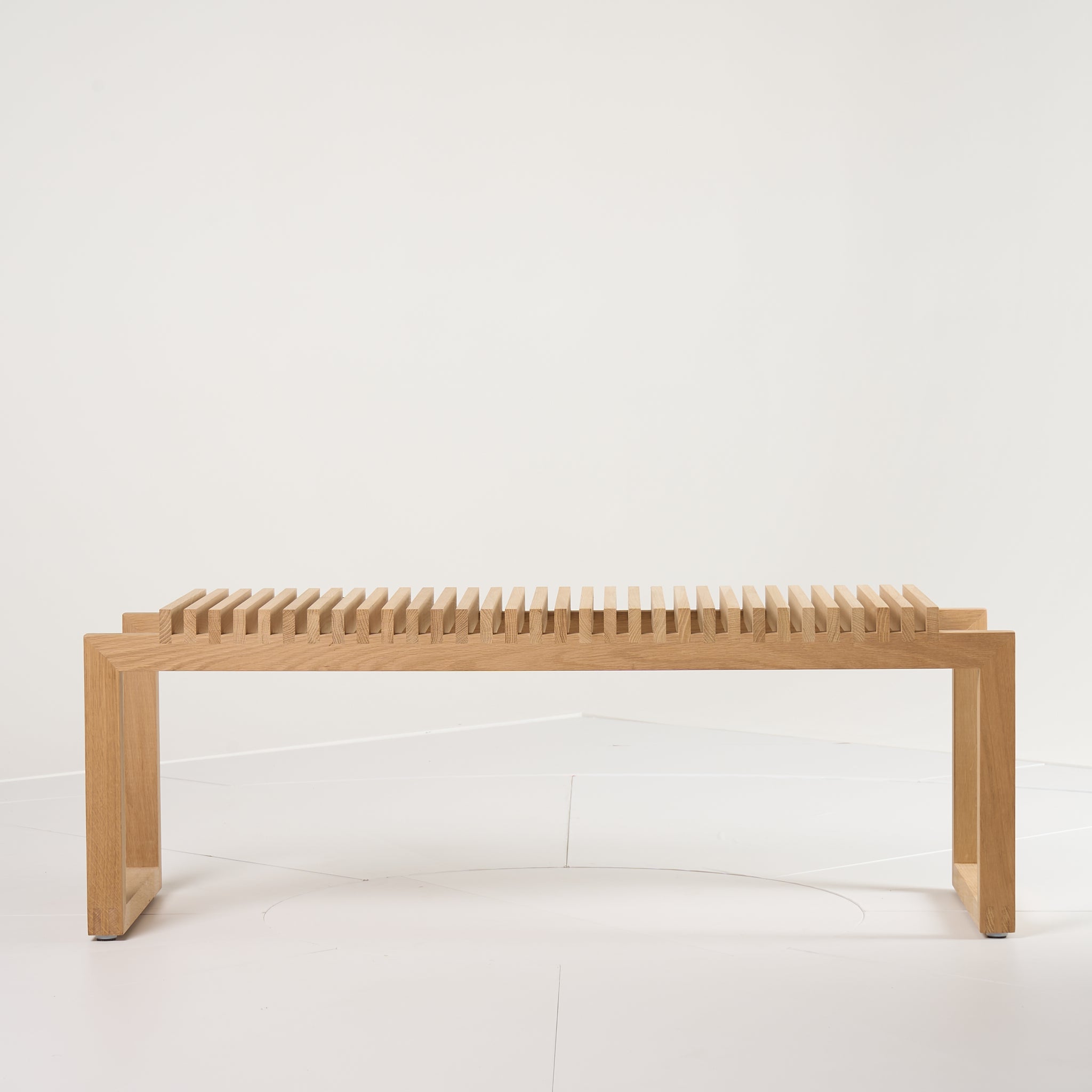 Cutter Bench by Fritz Hansen in Oak / Oak | Floor Sample – Very Good | Shop Now | MO-FHA-S1920400-102-Hero Image-1