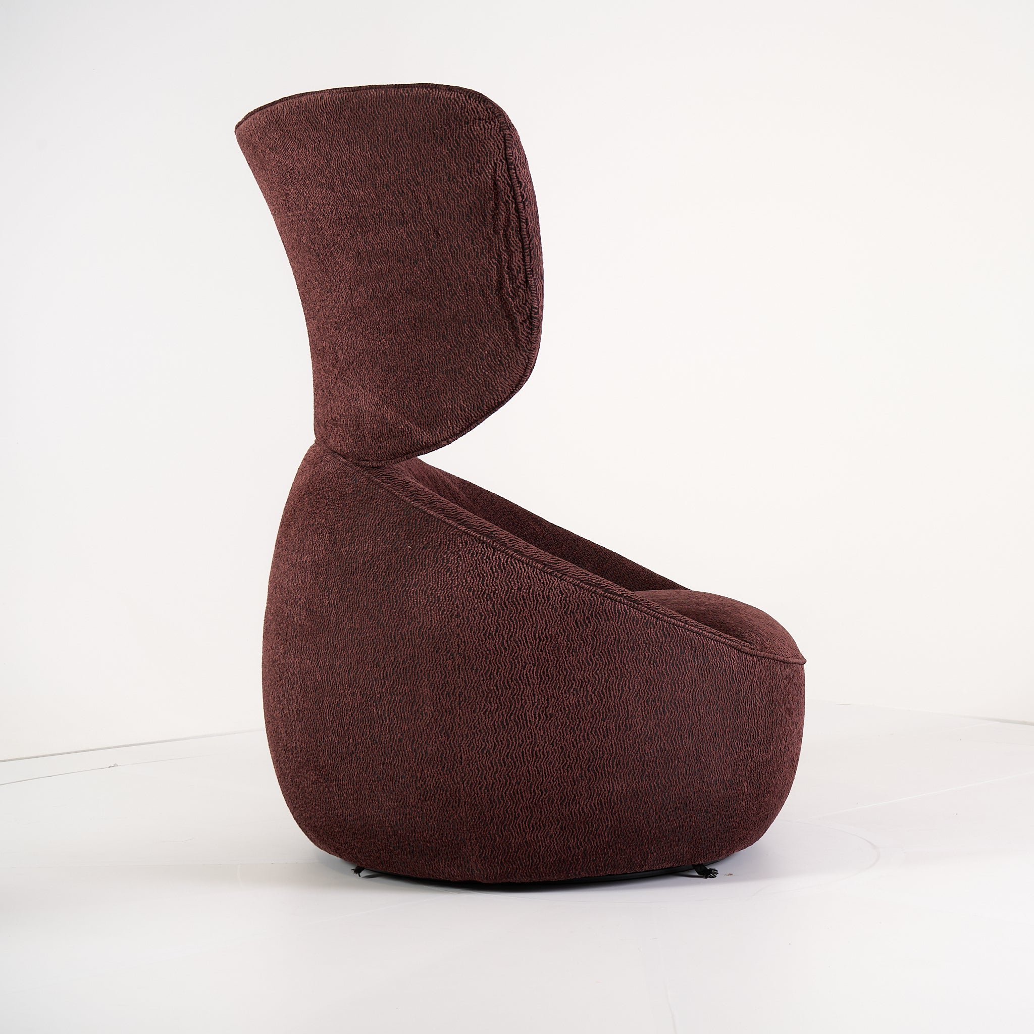 Hana Armchair Wingback by Moooi in Calligraphy Bird / Jacquard Plum | Gently Used – Good | Shop Now | MO-MOO-8718282751986-167-Hero Image-5