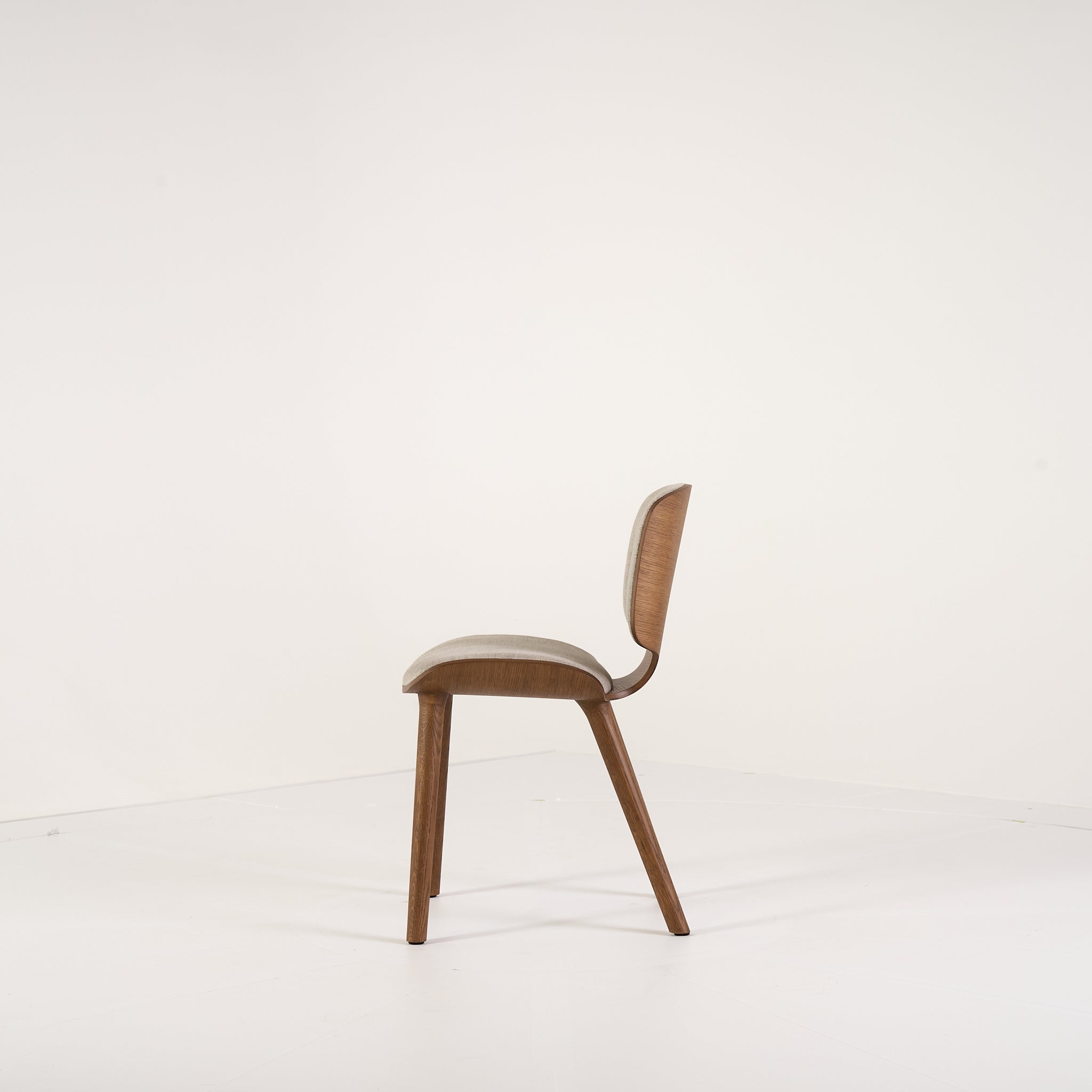 Nut Dining Chair by Moooi in Justo / Muse / Cinnamon | Open Box – Excellent | Shop Now | MO-MOO-8718282746166-151-Hero Image-3