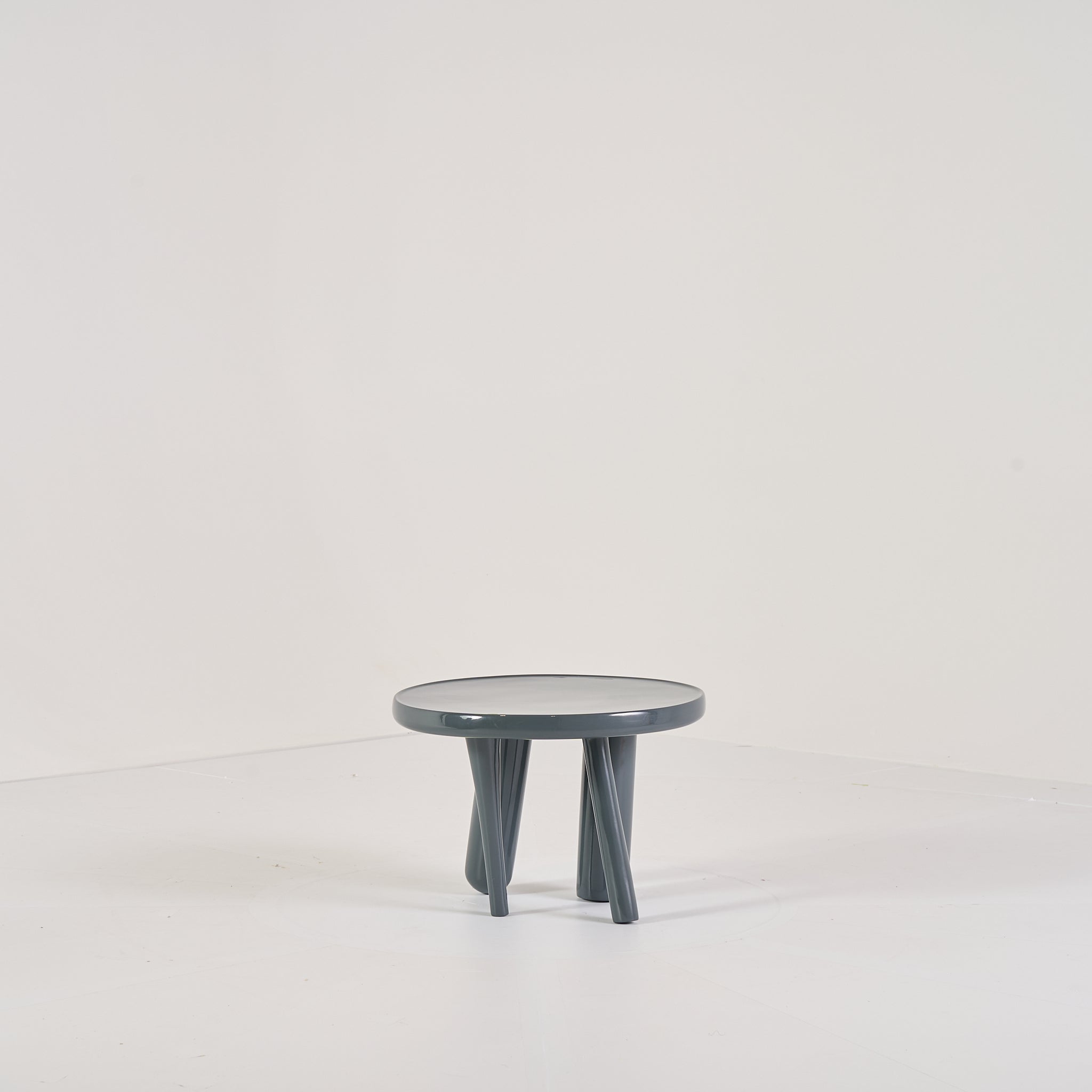 Elements 002 by Moooi in RAL 7011 Iron Grey | Gently Used – Good | Shop Now | MO-MOO-8718282338491-132-Hero Image-2