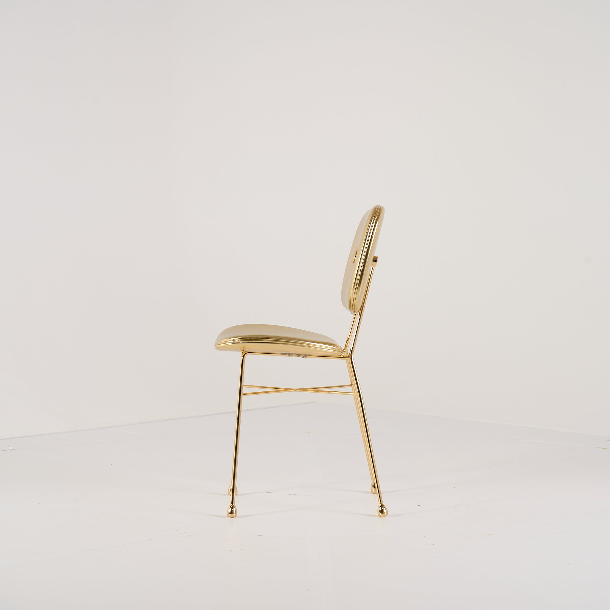 The Golden Chair by Moooi in The Golden Chair | Well Loved – Fair | Shop Now | MO-MOO-8718282340142-145-Hero Image-4