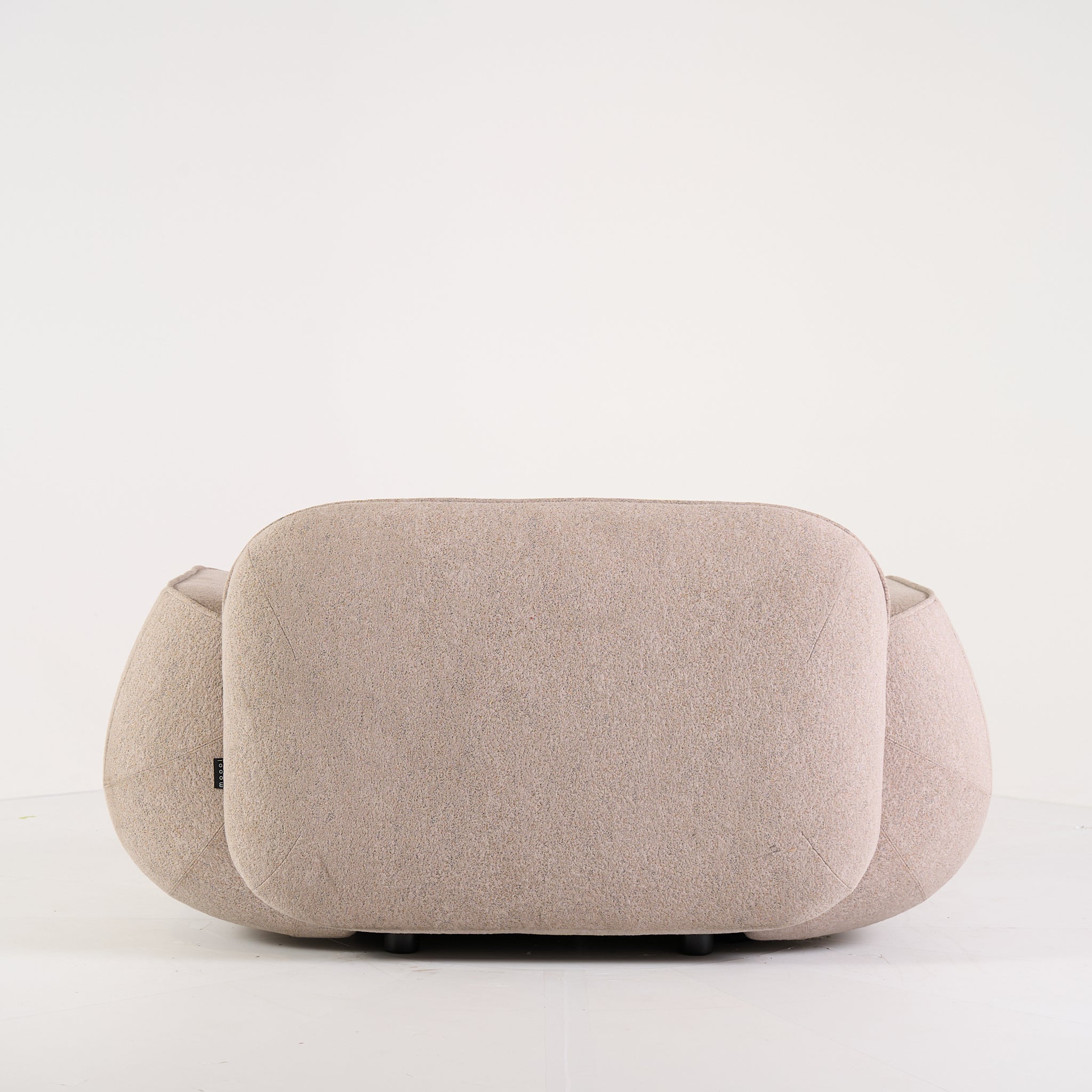Big George Armchair by Moooi in Arda 211 | Floor Sample – Very Good | Shop Now | MO-MOO-8718282780900-1425-Hero Image-5