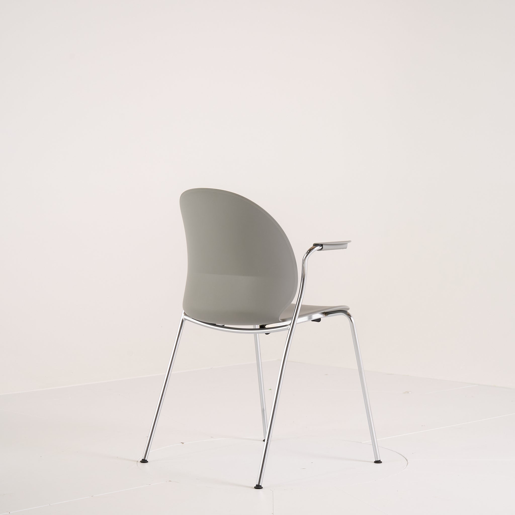 Recycle Armchair by Fritz Hansen in Grey / Chrome | Gently Used – Good | Shop Now | MO-FHA-N02_11_Chair-96-Hero Image-6