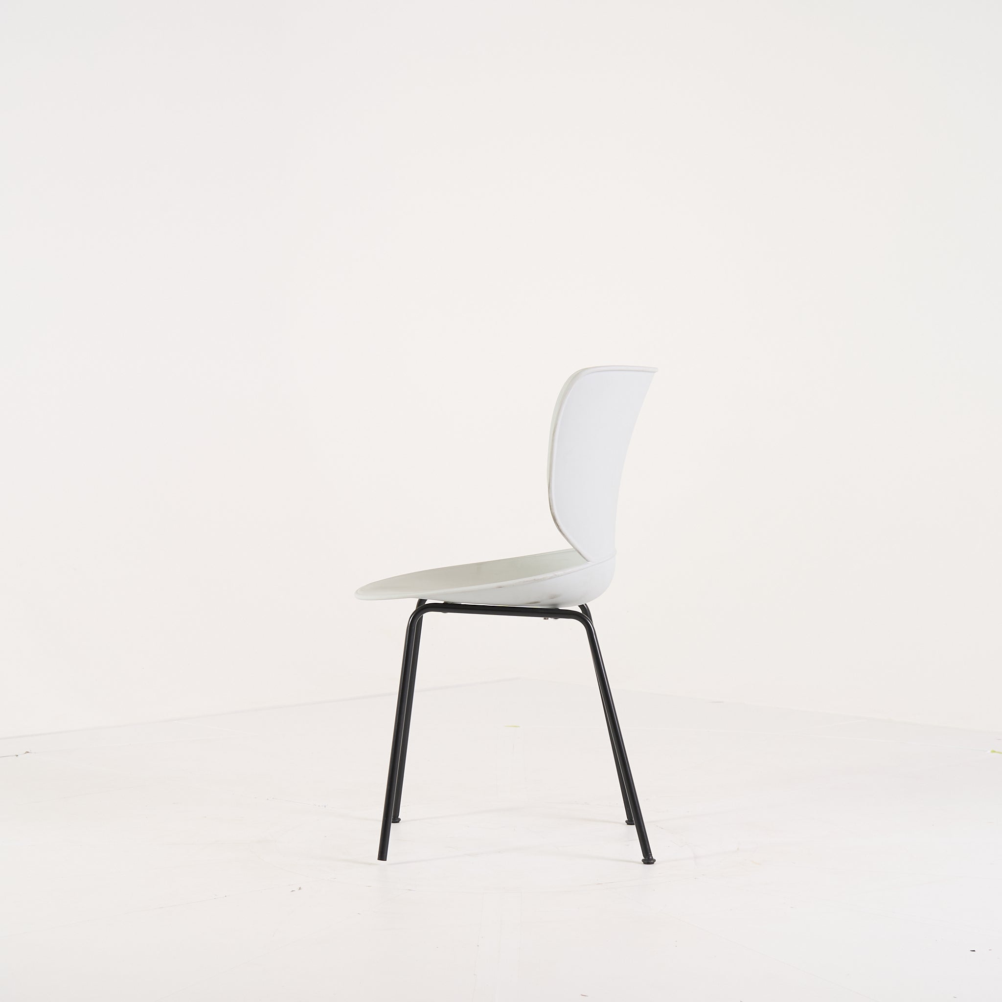 Hana Chair Un-Upholstered  by Moooi in Concrete Grey / Non-Stackable Black Legs | Project Piece – As-Is | Shop Now | MO-MOO-8718282380315-1444-Hero Image-6