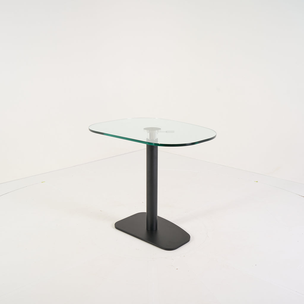 Piazza Table by Ligne Roset in Black Piston Base, Clear Glass Top | Floor Sample – Very Good | Shop Now | MO-LIR-19980002-1164-Hero Image-3