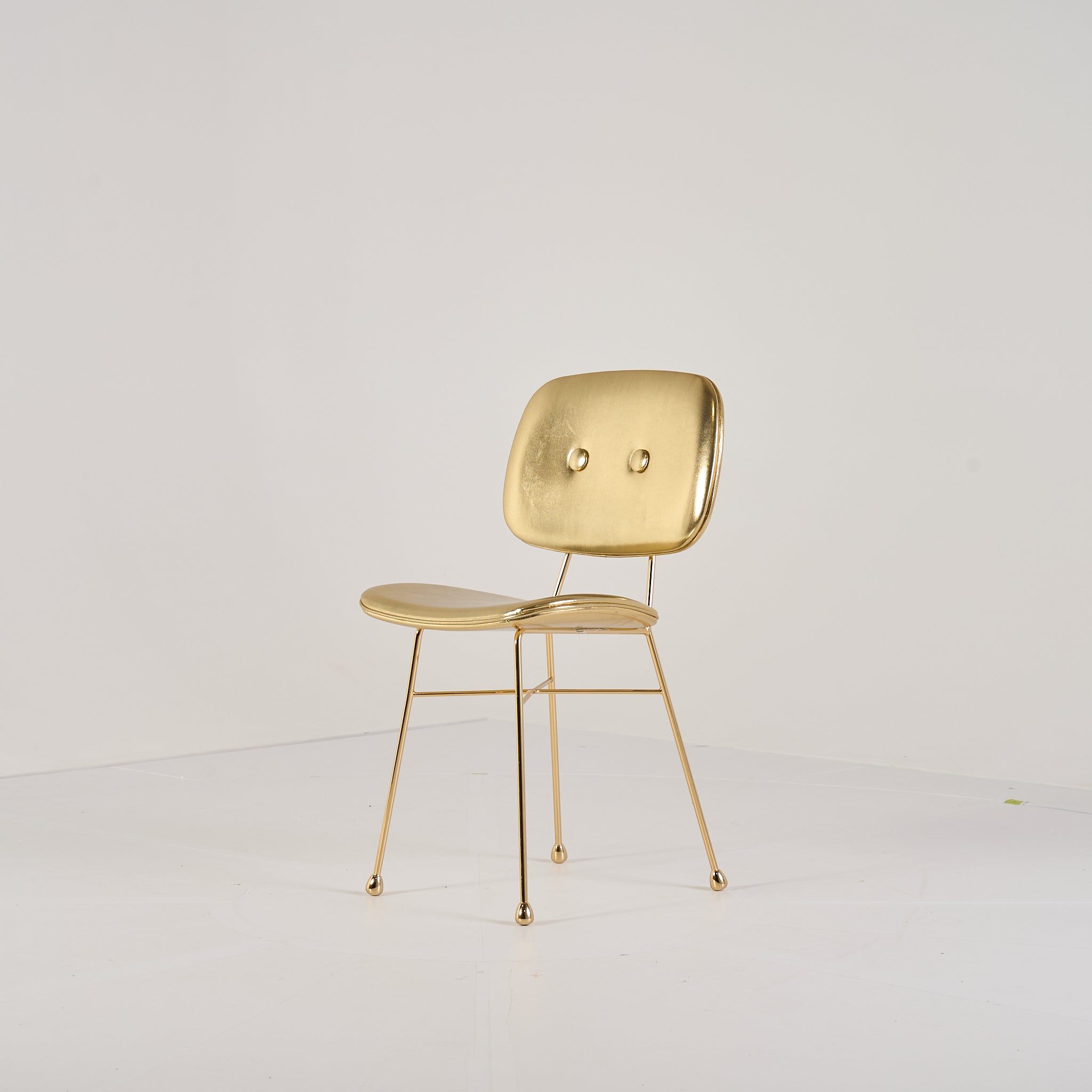 The Golden Chair by Moooi in The Golden Chair | Well Loved – Fair | Shop Now | MO-MOO-8718282340142-150-Hero Image-2