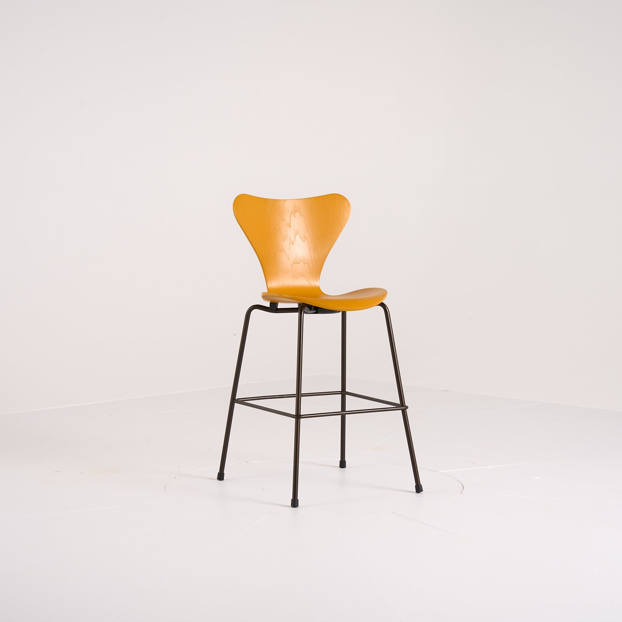 Series 7 Junior Chair by Fritz Hansen in Burnt Yellow Ash / Brown Bronze | Floor Sample – Very Good | Shop Now | MO-FHA-840238-55-Hero Image-4