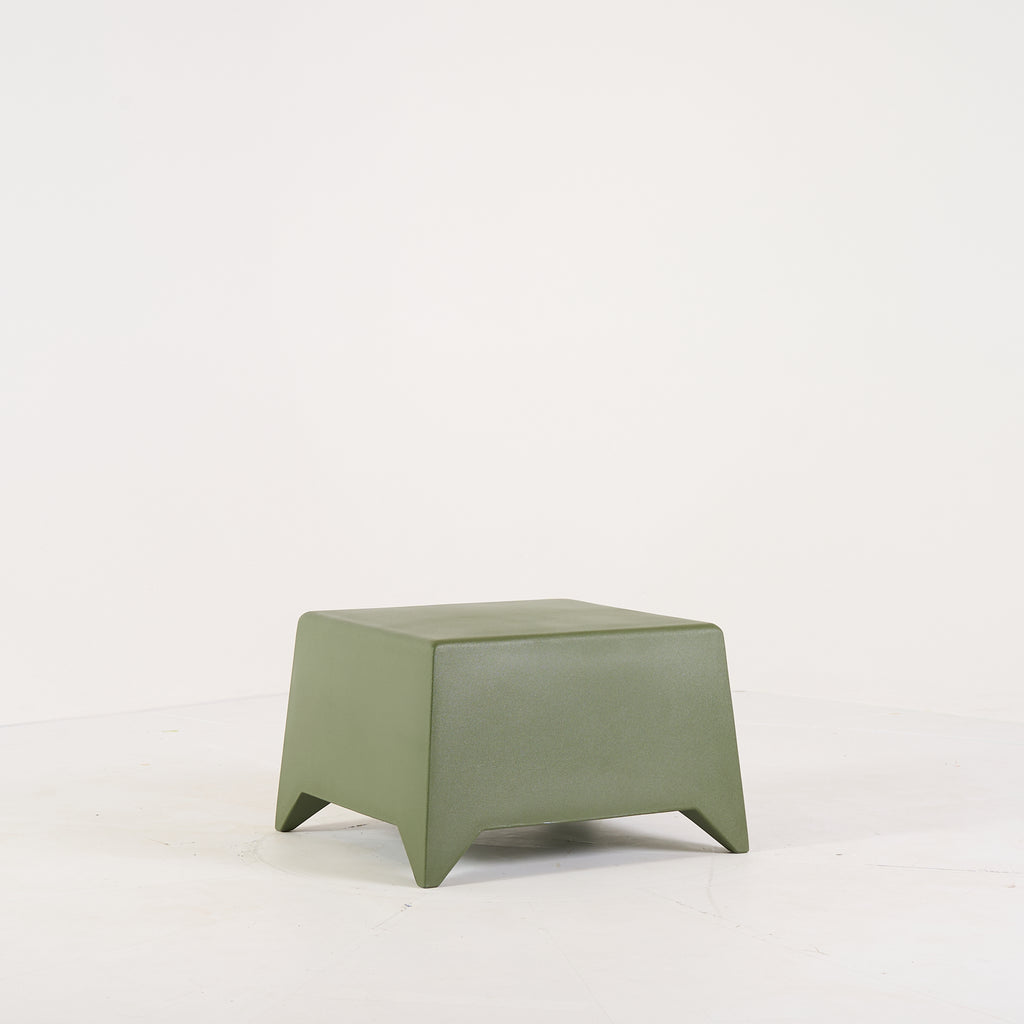MB5 Table by Heller in Olive (Custom Color) | Open Box – Excellent | Shop Now | MO-HLR-1009_99-1455-Hero Image-7
