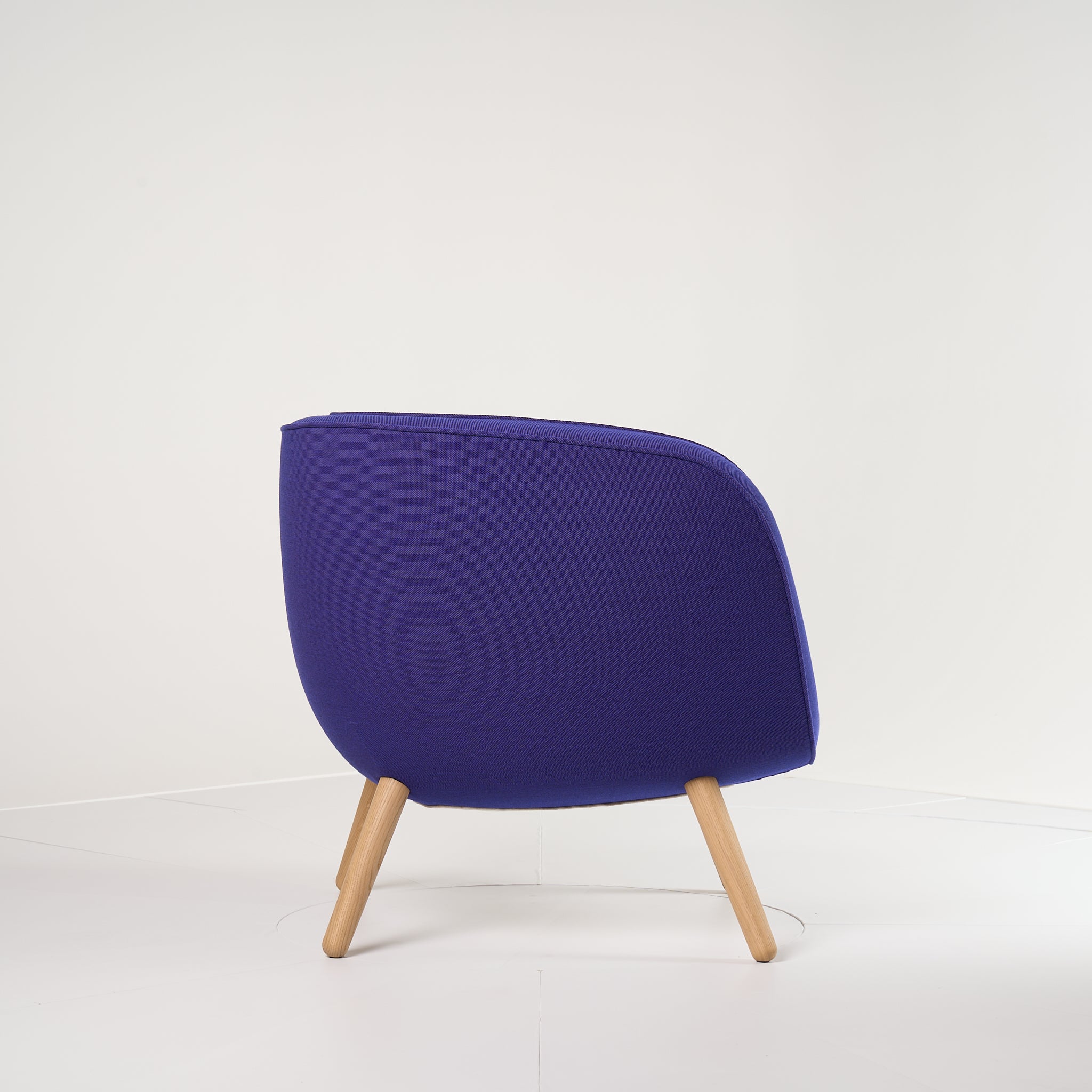 Via57  by Fritz Hansen in Steelcut Trio 675 / Oak | Floor Sample – Very Good | Shop Now | MO-FHA-BI01-34-Hero Image-5