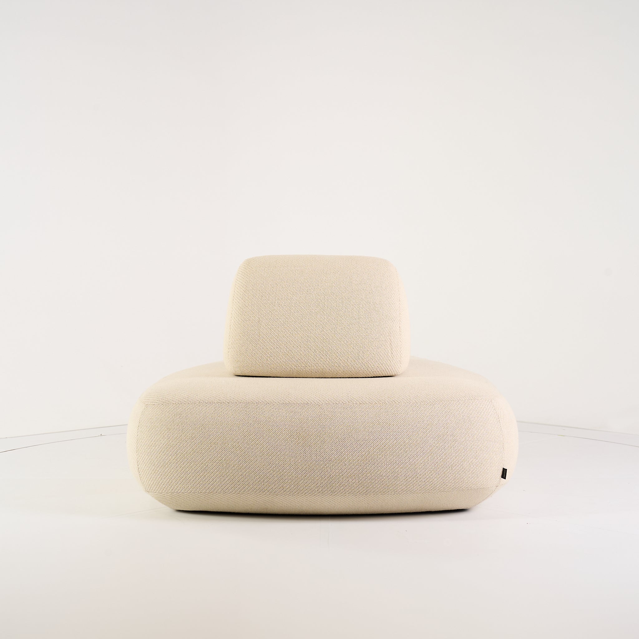 Telen Module B1 by Ligne Roset in Coda Crème / Kiwi | Gently Used – Good | Shop Now | MO-LIR-19020600-1237-Hero Image-6