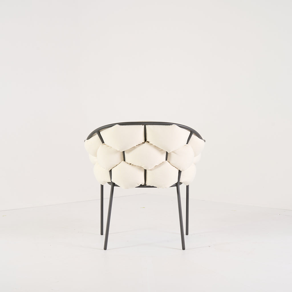 Serpentine Chair with Arms by Ligne Roset in Outdoor, Ecru Fabric | Gently Used – Good | Shop Now | MO-LIR-10262095-1168-Hero Image-8
