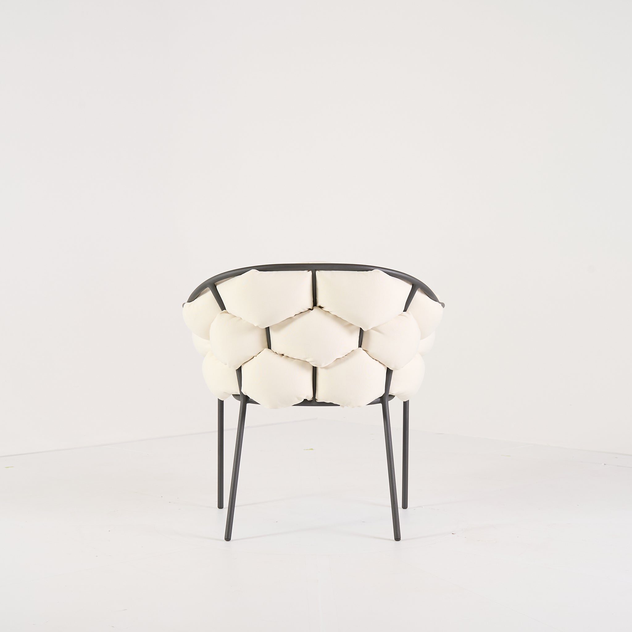 Serpentine Chair with Arms by Ligne Roset in Outdoor, Ecru Fabric | Gently Used – Good | Shop Now | MO-LIR-10262095-1168-Hero Image-8
