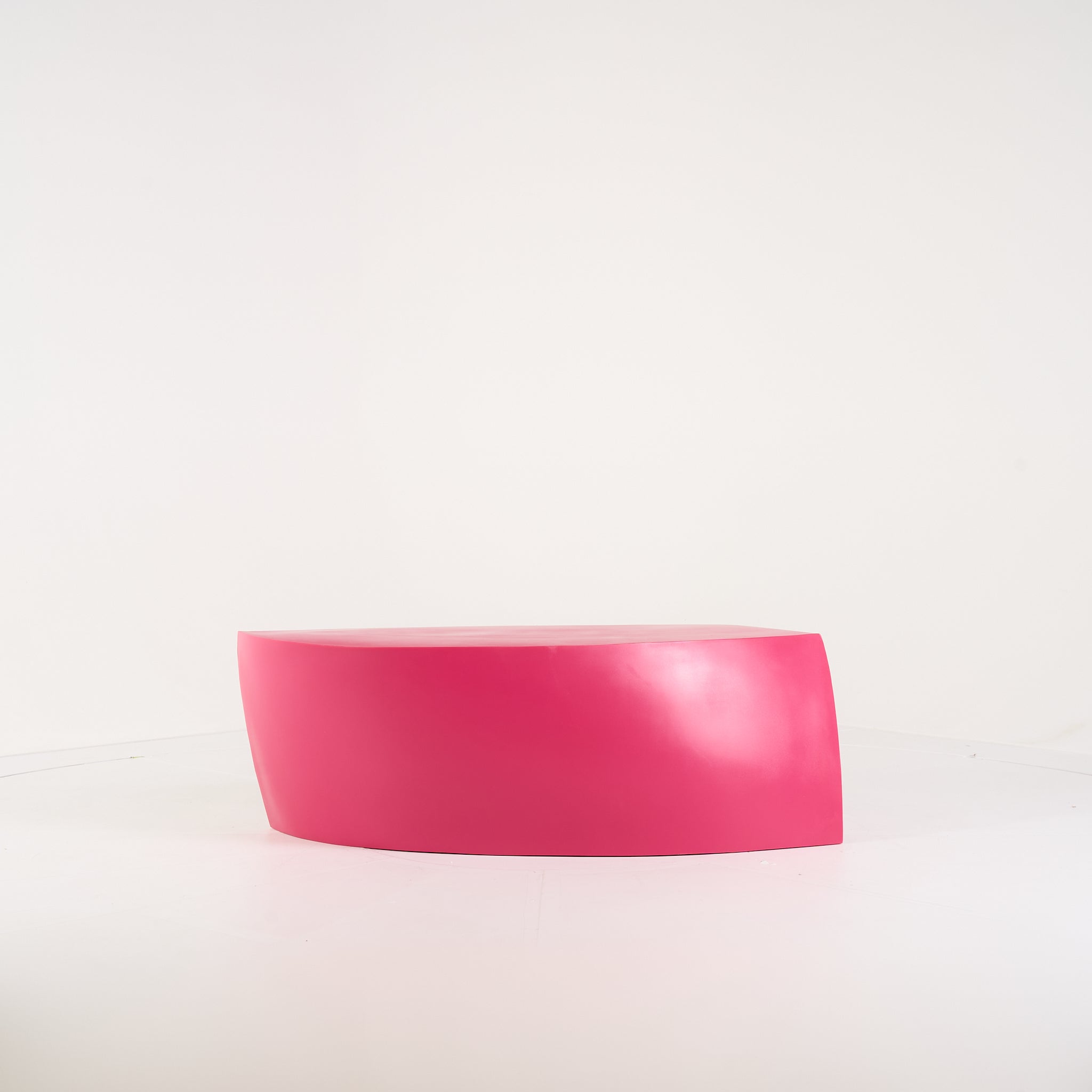 Gehry Bench by Heller in Magenta | Gently Used – Good | Shop Now | MO-HLR-1018_07-1410-Hero Image-1