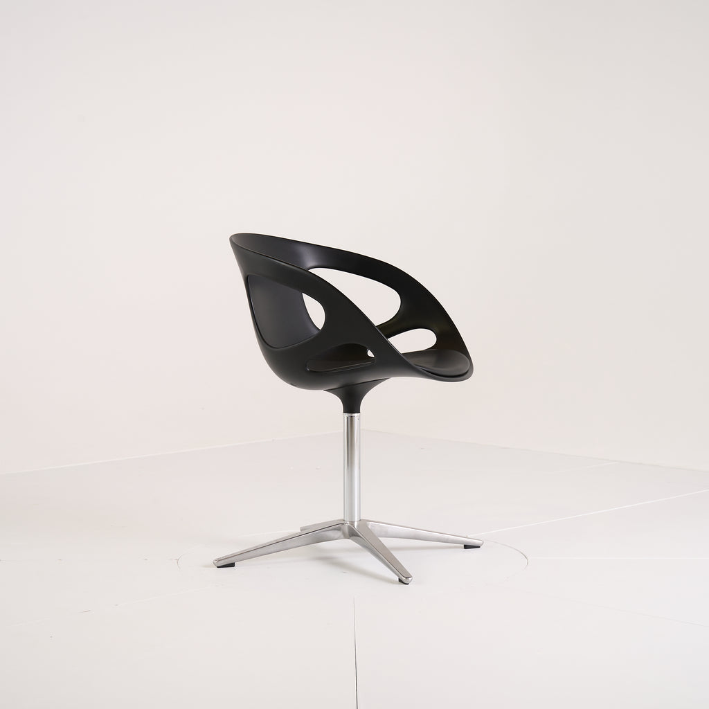 Rin by Fritz Hansen in Black Leather / Fixed Seat / 4-Star Stainless Base | Gently Used – Good | Shop Now | MO-FHA-HK10-70-Hero Image-6