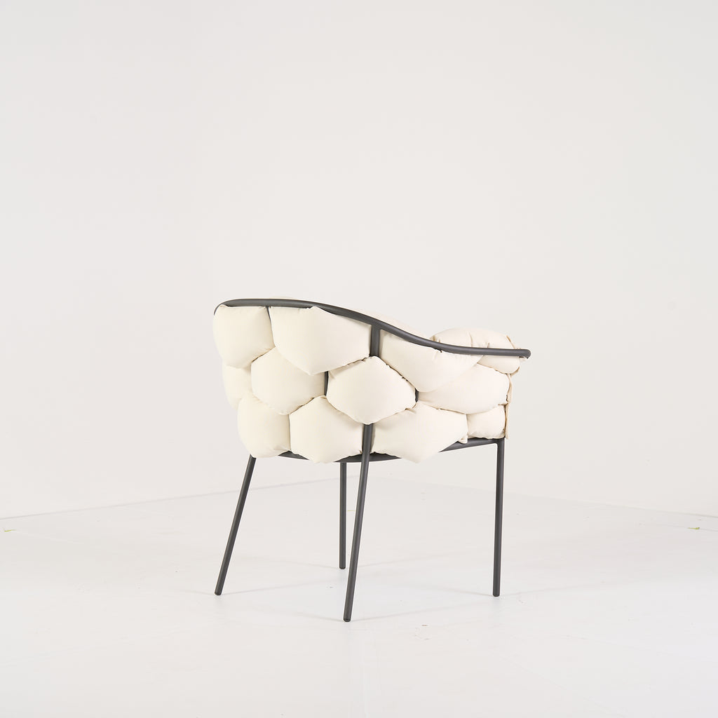Serpentine Chair with Arms by Ligne Roset in Outdoor, Ecru Fabric | Gently Used – Good | Shop Now | MO-LIR-10262095-1168-Hero Image-7
