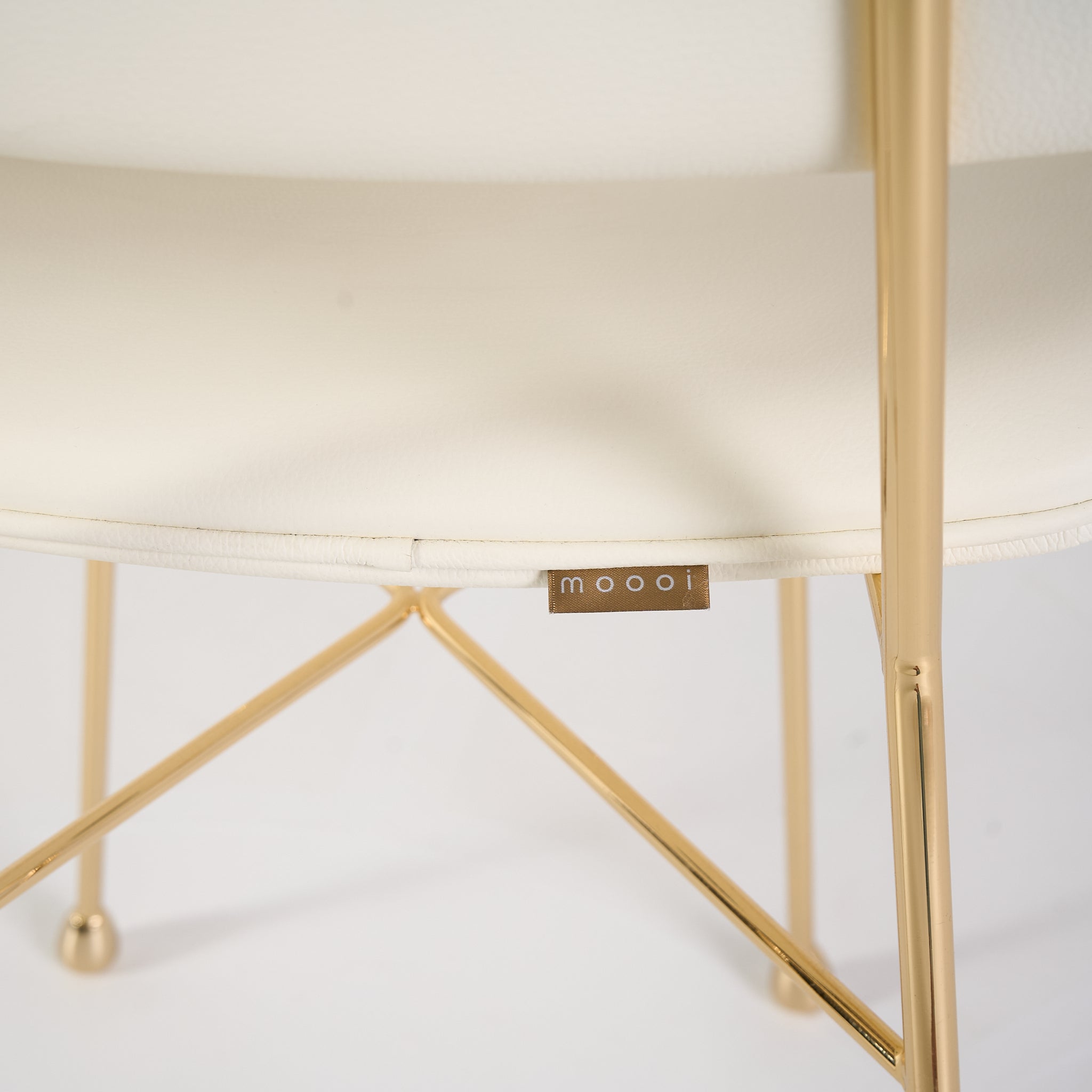 Golden Chair (Set of 2) by Moooi in Custom White Leather | Well Loved – Fair | Shop Now | MO-MOO-8718282773896-170-Hero Image-1