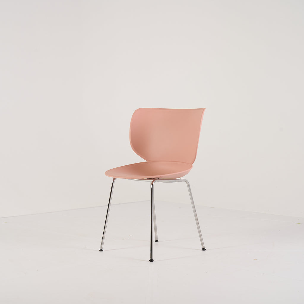 Hana Chair Unupholstered by Moooi in Dusty Pink/Chrome Non-Stacking | Gently Used – Good | Shop Now | MO-MOO-8718282380360-1250-Hero Image-6