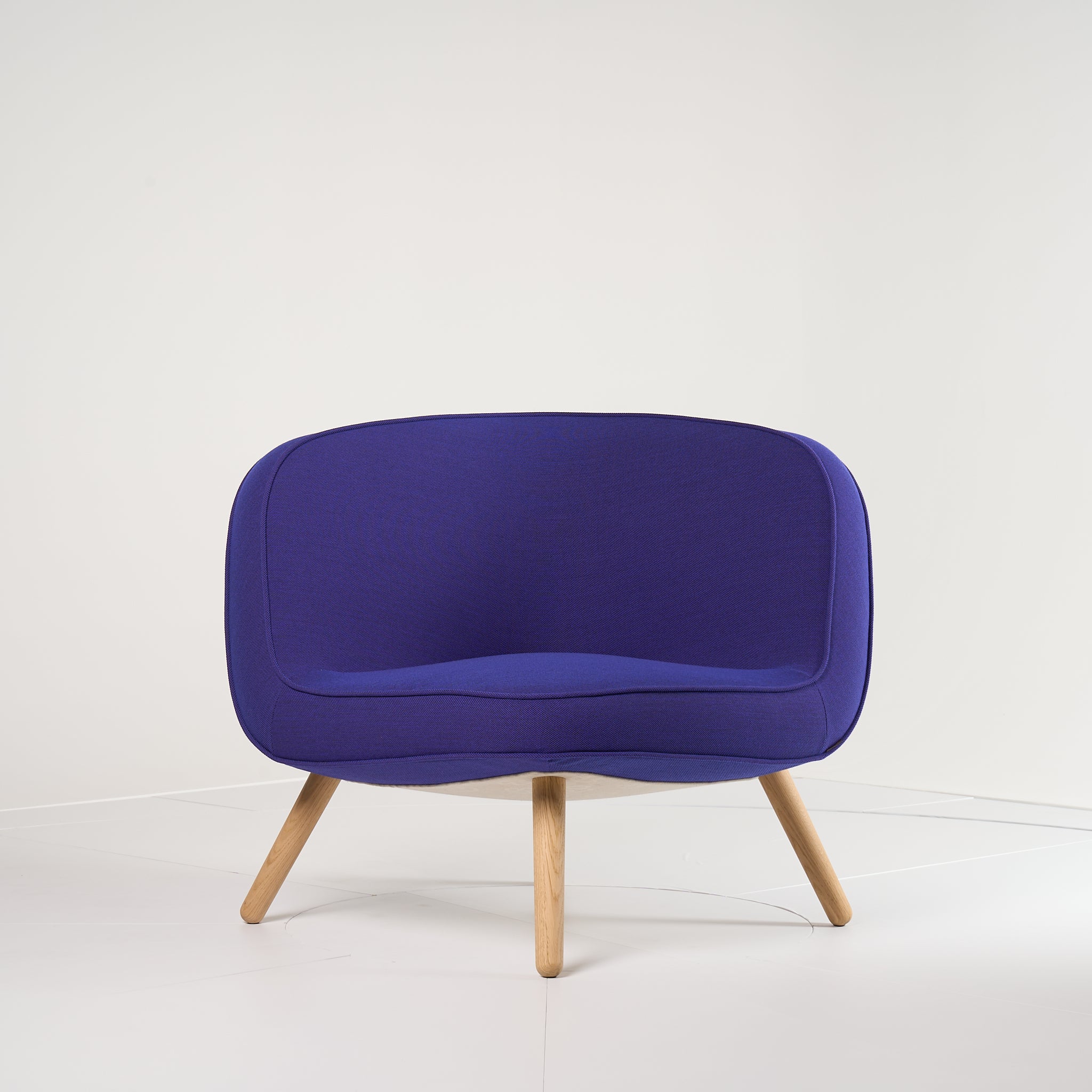 Via57  by Fritz Hansen in Steelcut Trio 675 / Oak | Floor Sample – Very Good | Shop Now | MO-FHA-BI01-34-Hero Image-1