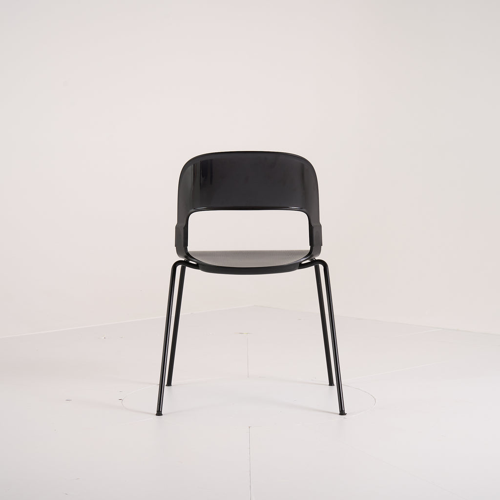 Pair Chair  by Fritz Hansen in Black / Black | Gently Used – Good | Shop Now | MO-FHA-BH20-72-Hero Image-6