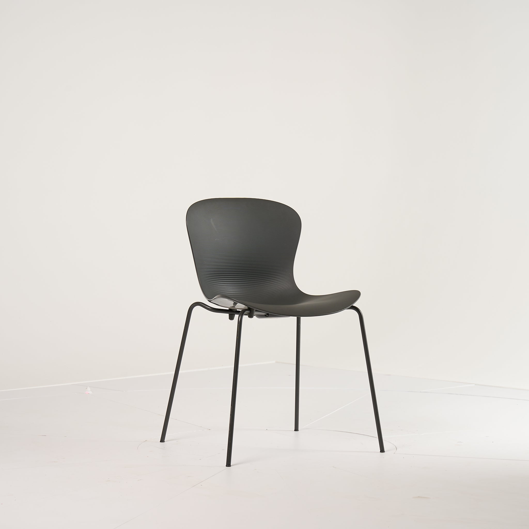 Nap Chair by Fritz Hansen in Pepper Grey / Pepper Grey | Well Loved – Fair | Shop Now | MO-FHA-KS50-76-Hero Image-2