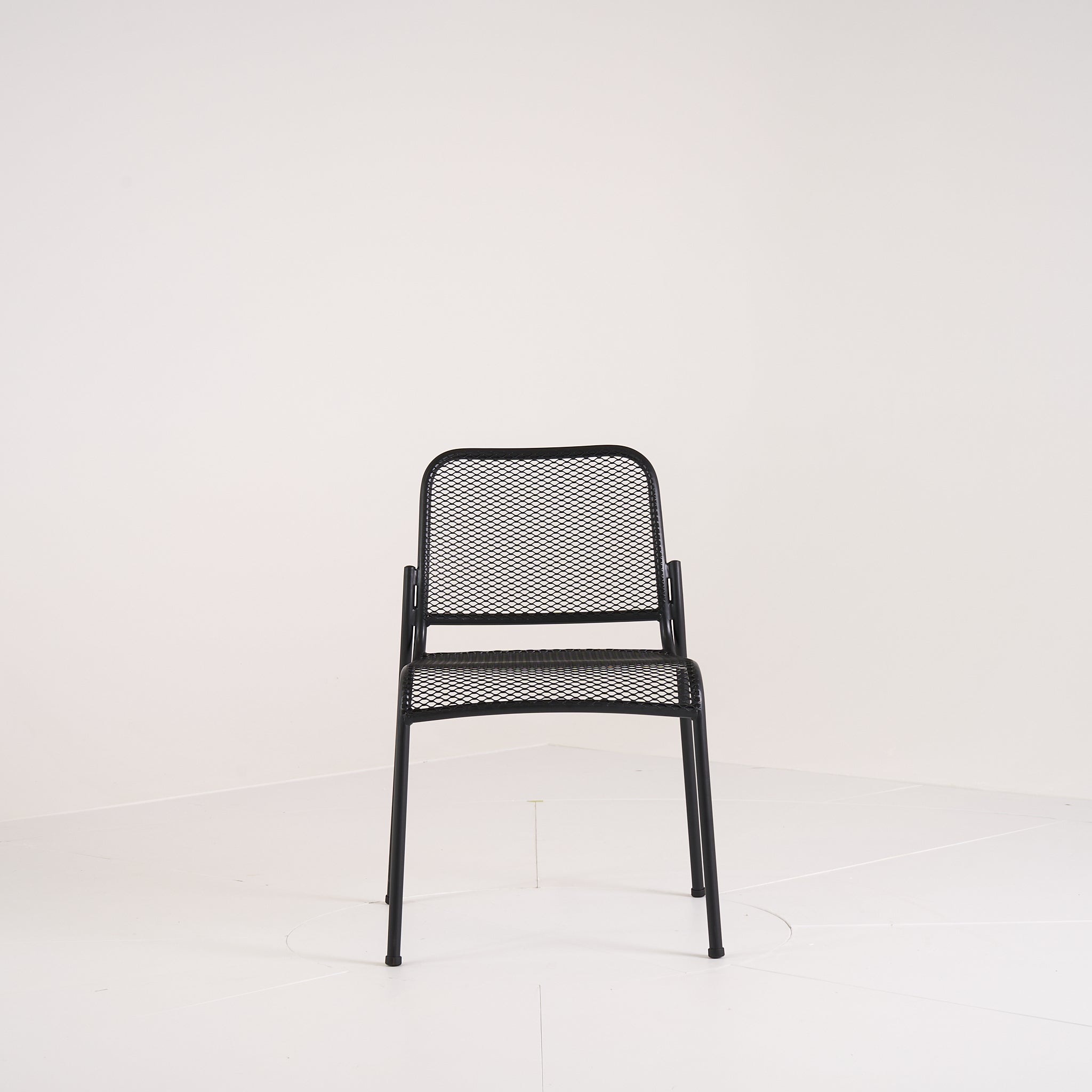 Mira Chair by Fritz Hansen in Steel / Anthracite | Open Box – Excellent | Shop Now | MO-FHA-1395003-97-Hero Image-5