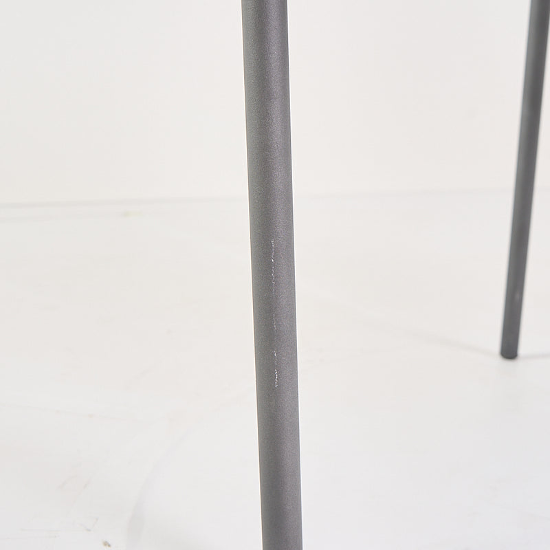 Serpentine Chair with Arms-Detail Image-2