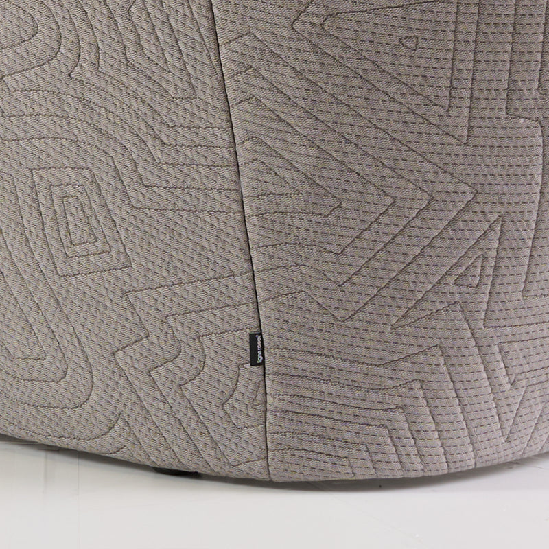 Ploum Medium Sofa-Detail Image-3