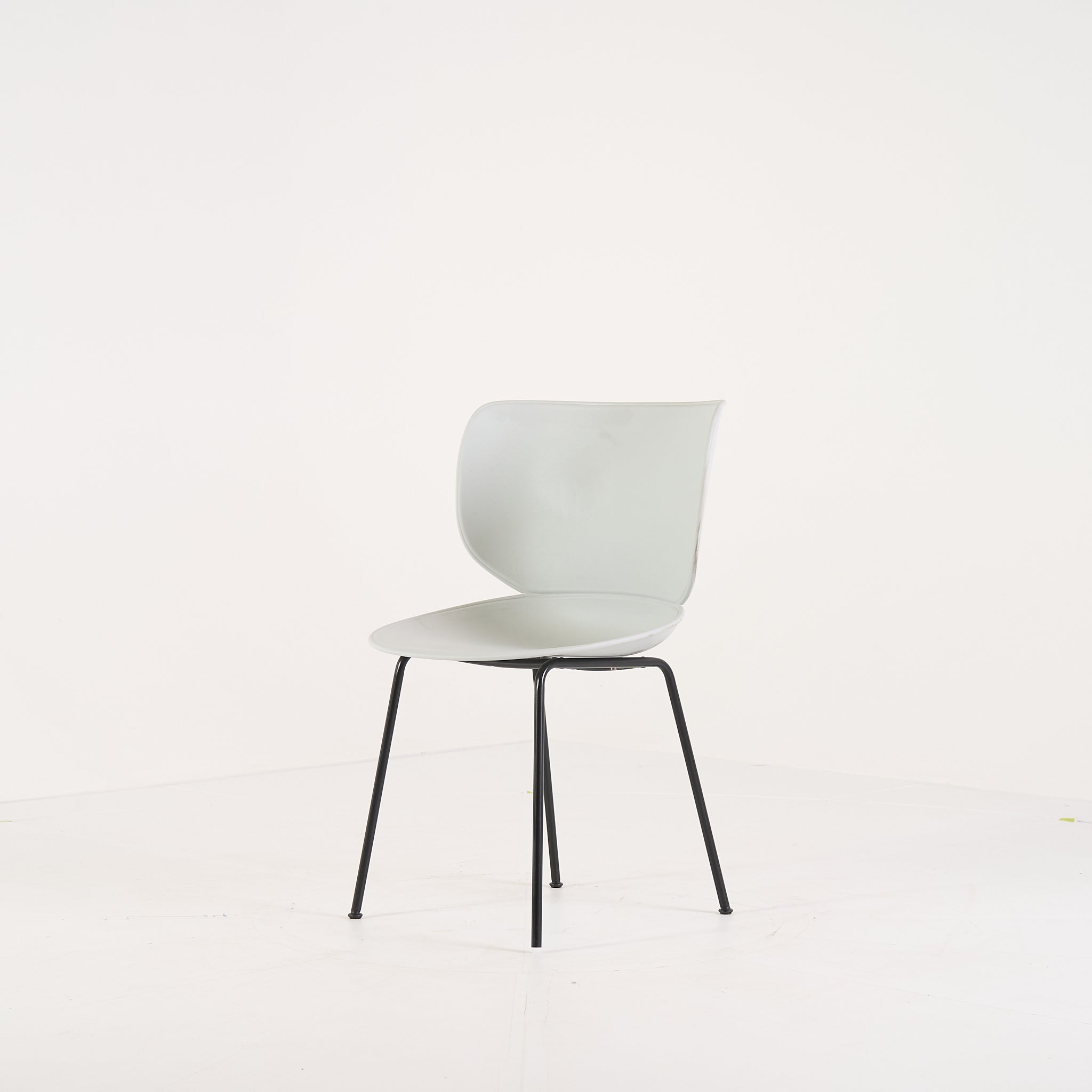 Hana Chair Un-Upholstered  by Moooi in Concrete Grey / Non-Stackable Black Legs | Project Piece – As-Is | Shop Now | MO-MOO-8718282380315-1444-Hero Image-7