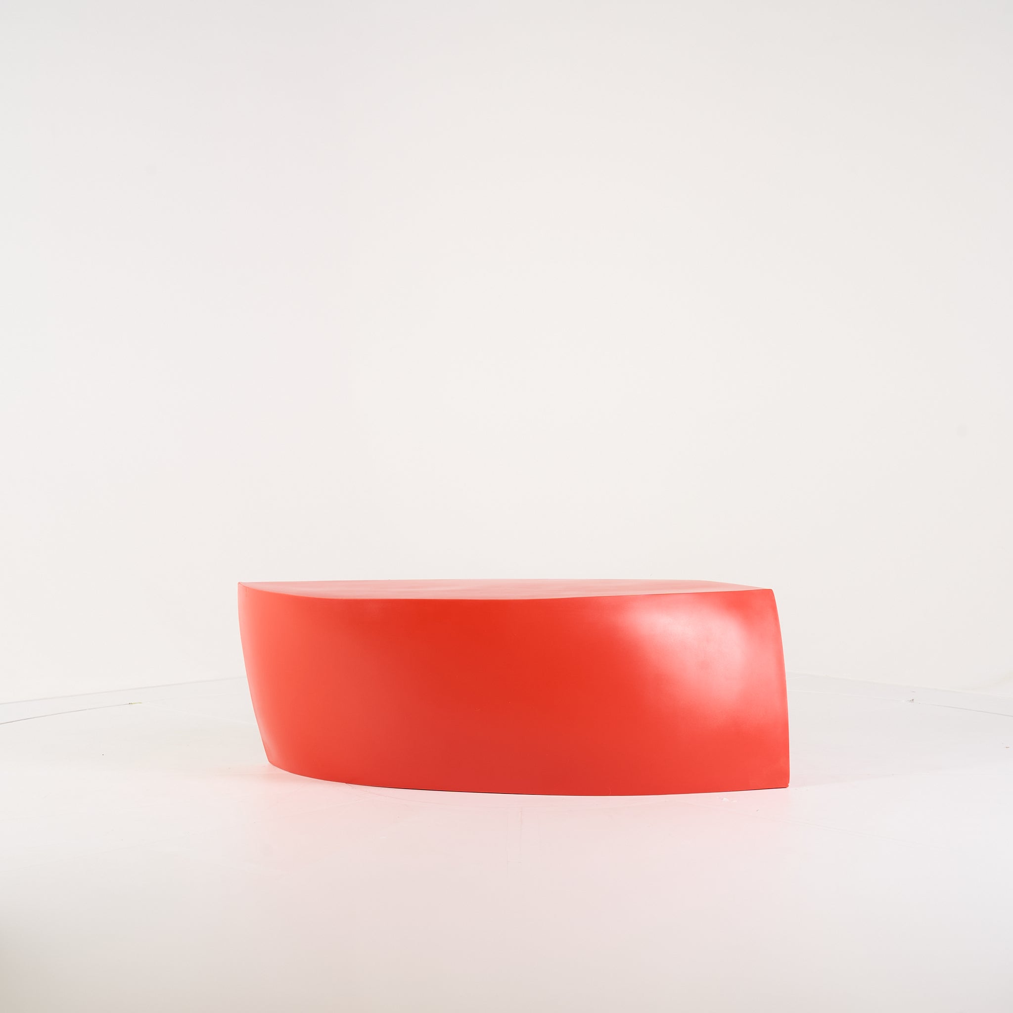 Gehry Bench by Heller in Red | Well Loved – Fair | Shop Now | MO-HLR-1018_02-1387-Hero Image-1