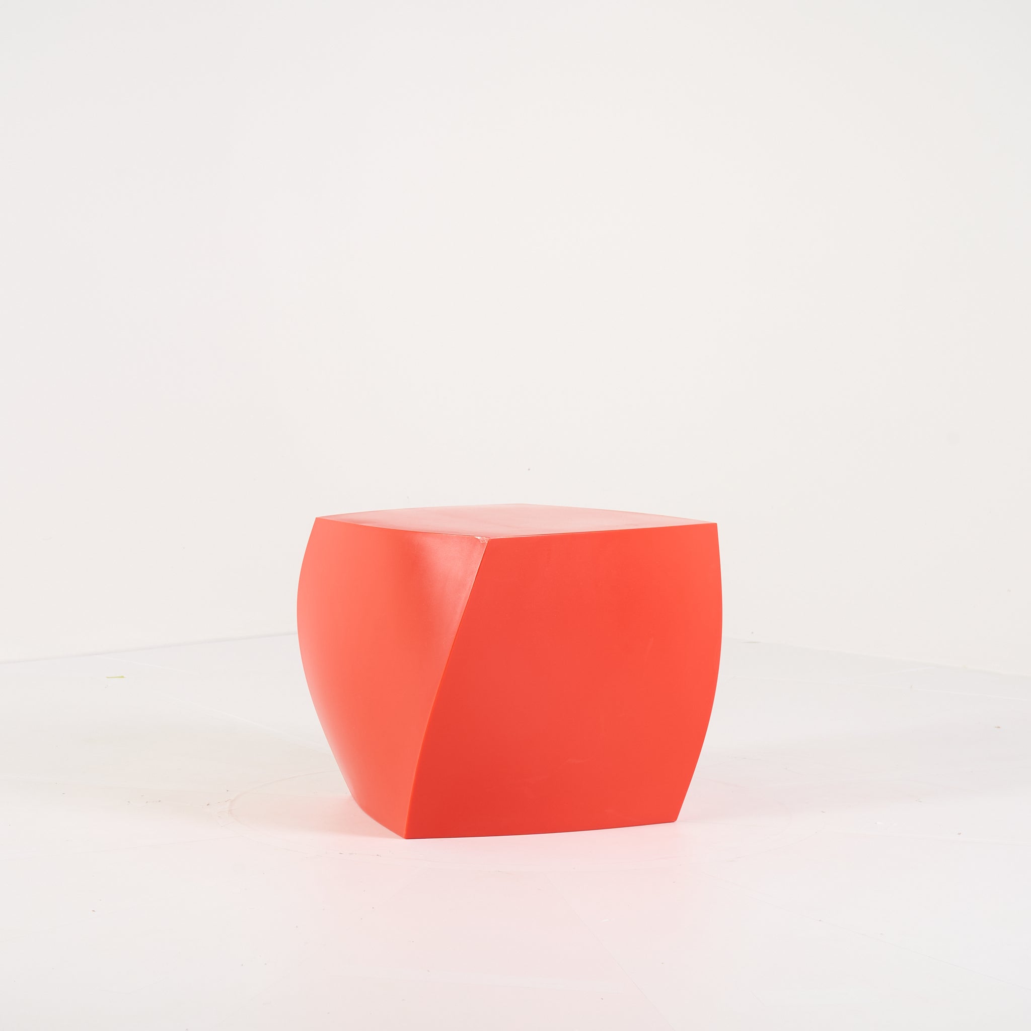 Gehry Left Twist Cube by Heller in Red | Gently Used – Good | Shop Now | MO-HLR-1016_02-1391-Hero Image-5