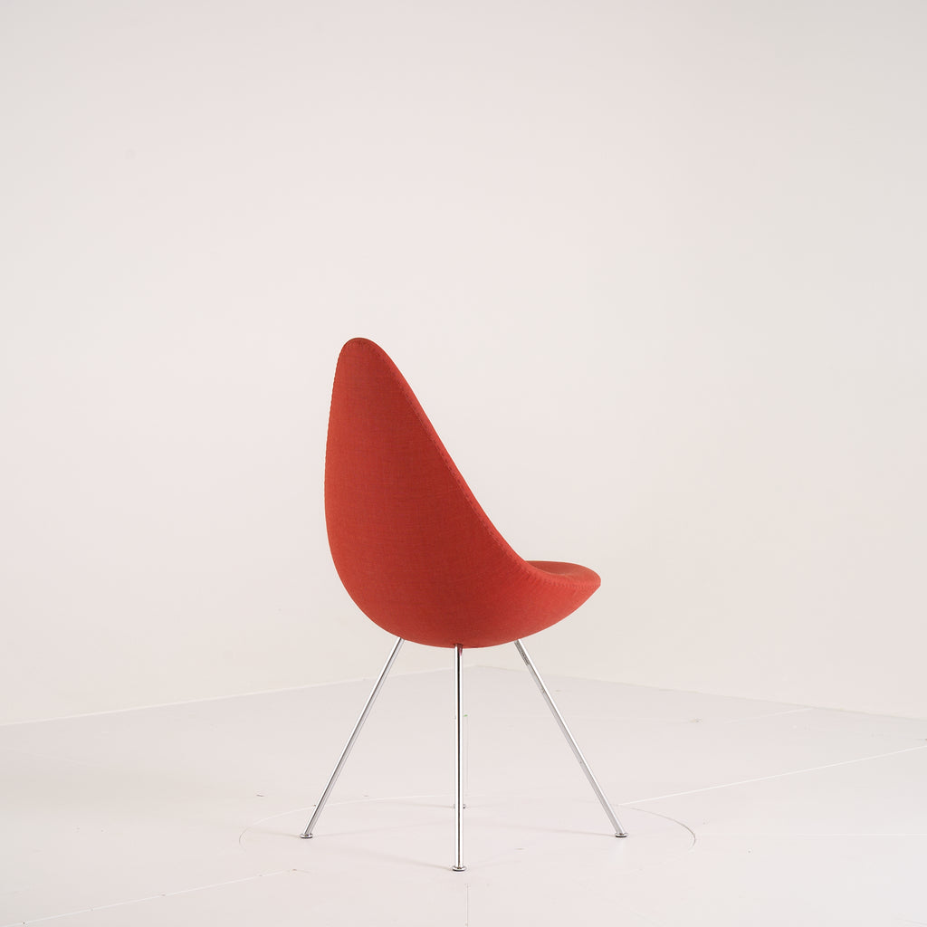 Drop Chair by Fritz Hansen in Tonica 531  / Chrome | Floor Sample – Very Good | Shop Now | MO-FHA-3110-26-Hero Image-4