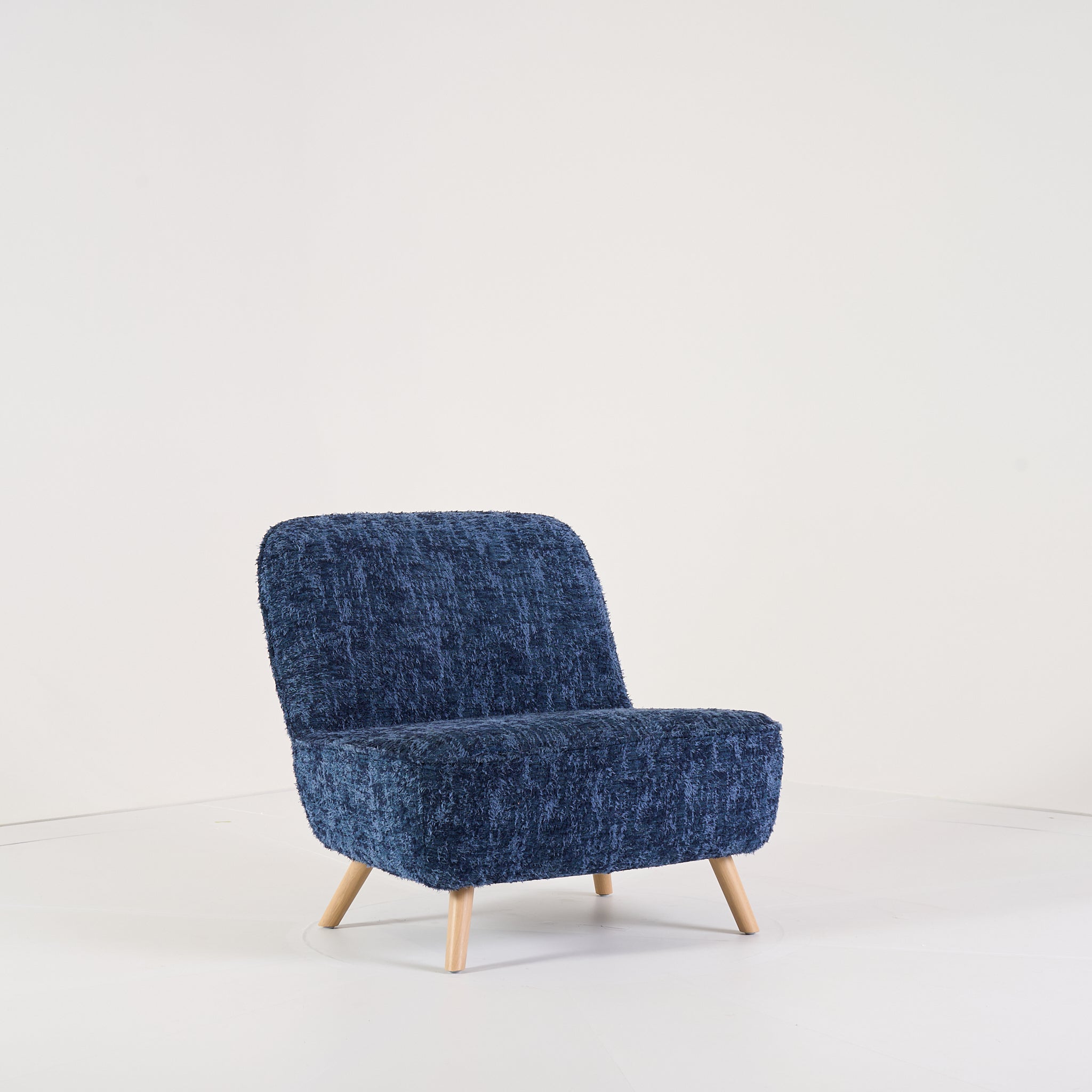 Cocktail Chair by Moooi in Bearded Leopard Jacquard | Floor Sample – Very Good | Shop Now | MO-MOO-8718282753638-185-Hero Image-6